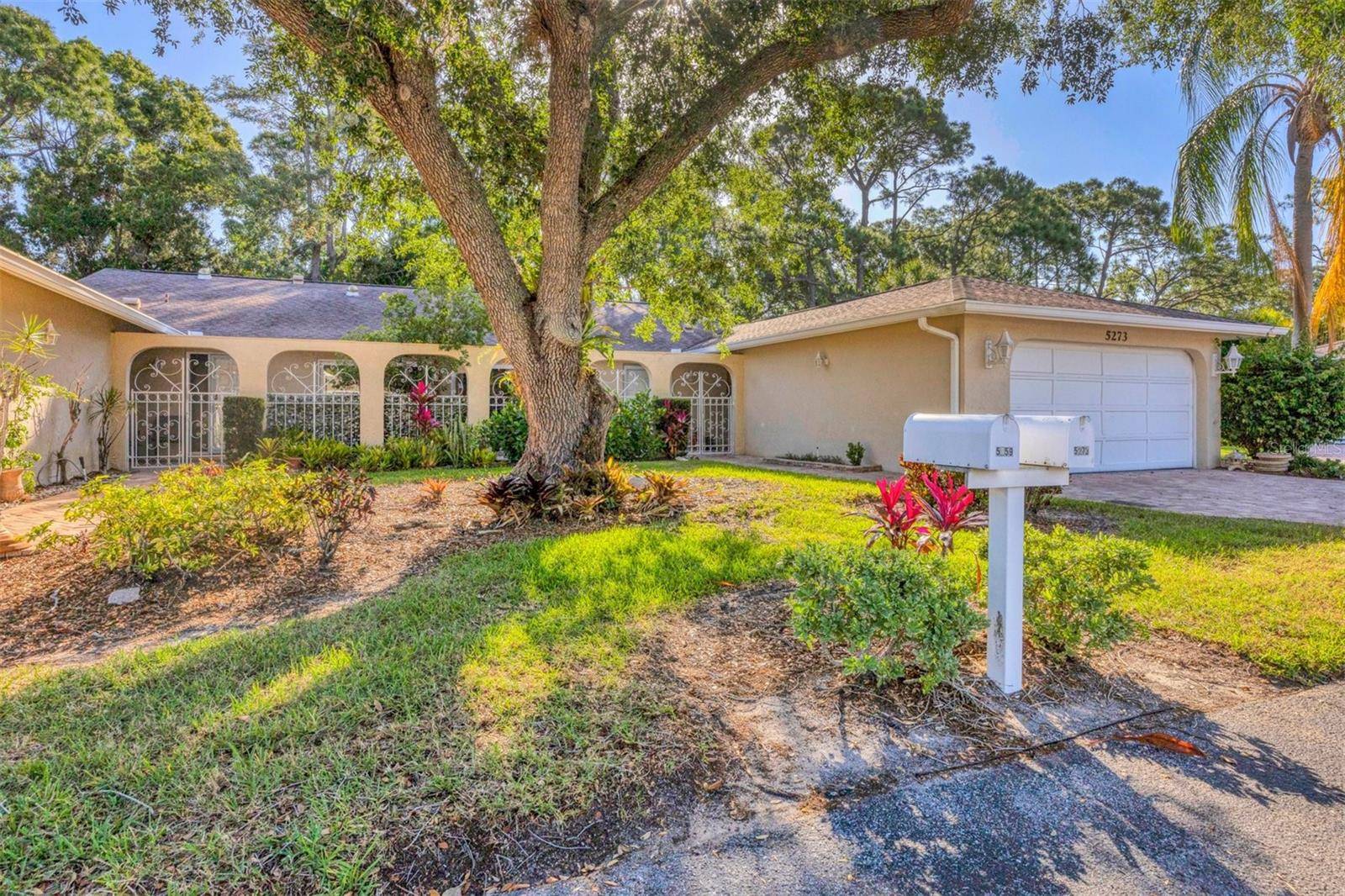5273 VILLA MAJORCA CT #25, Sarasota, FL 34235