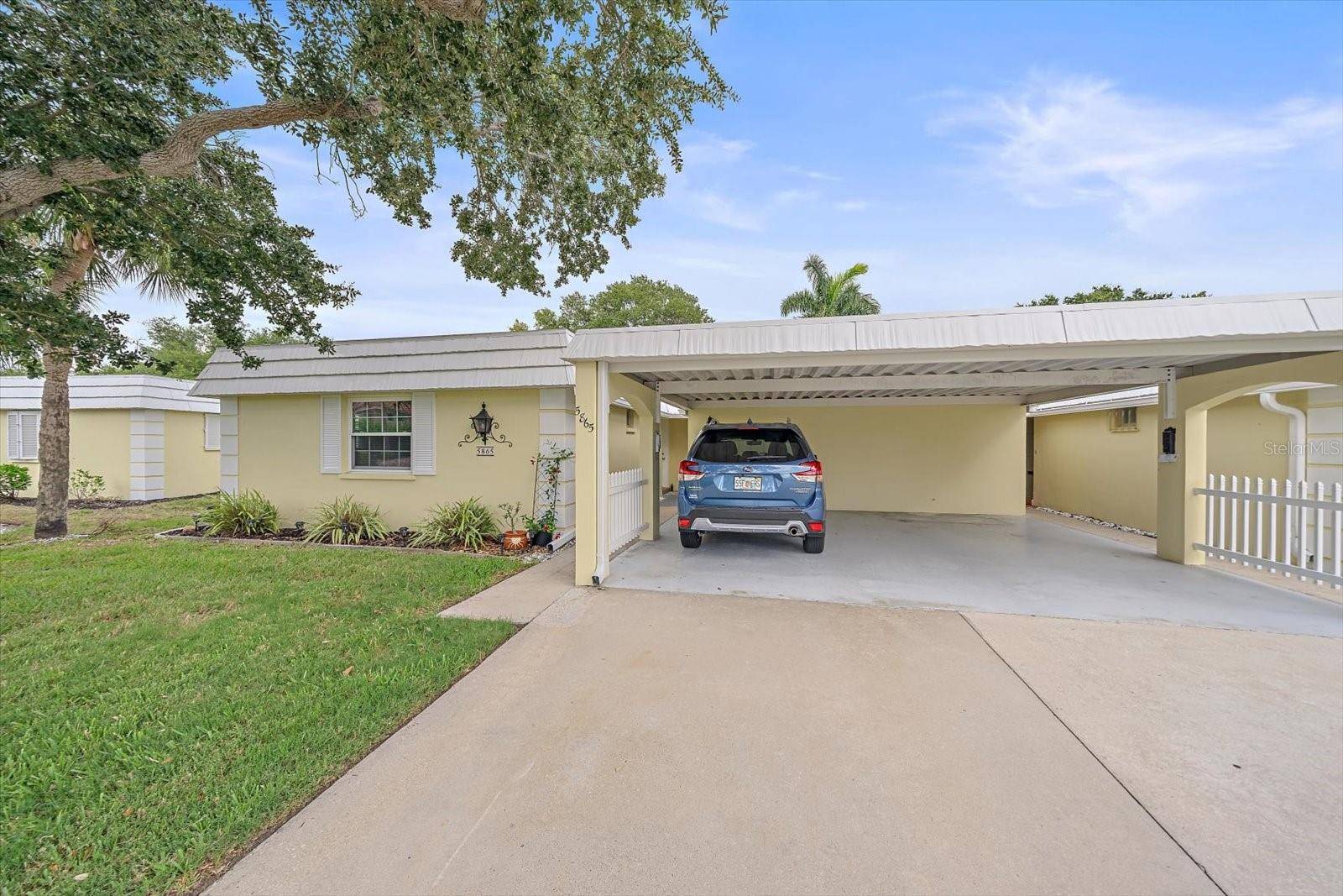 5865 TIDEWOOD AVE #8, Sarasota, FL 34231