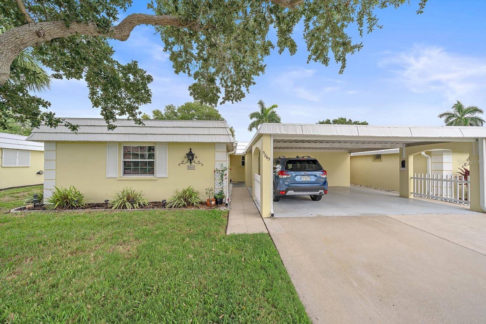 5865 TIDEWOOD AVE #8, Sarasota, FL 34231