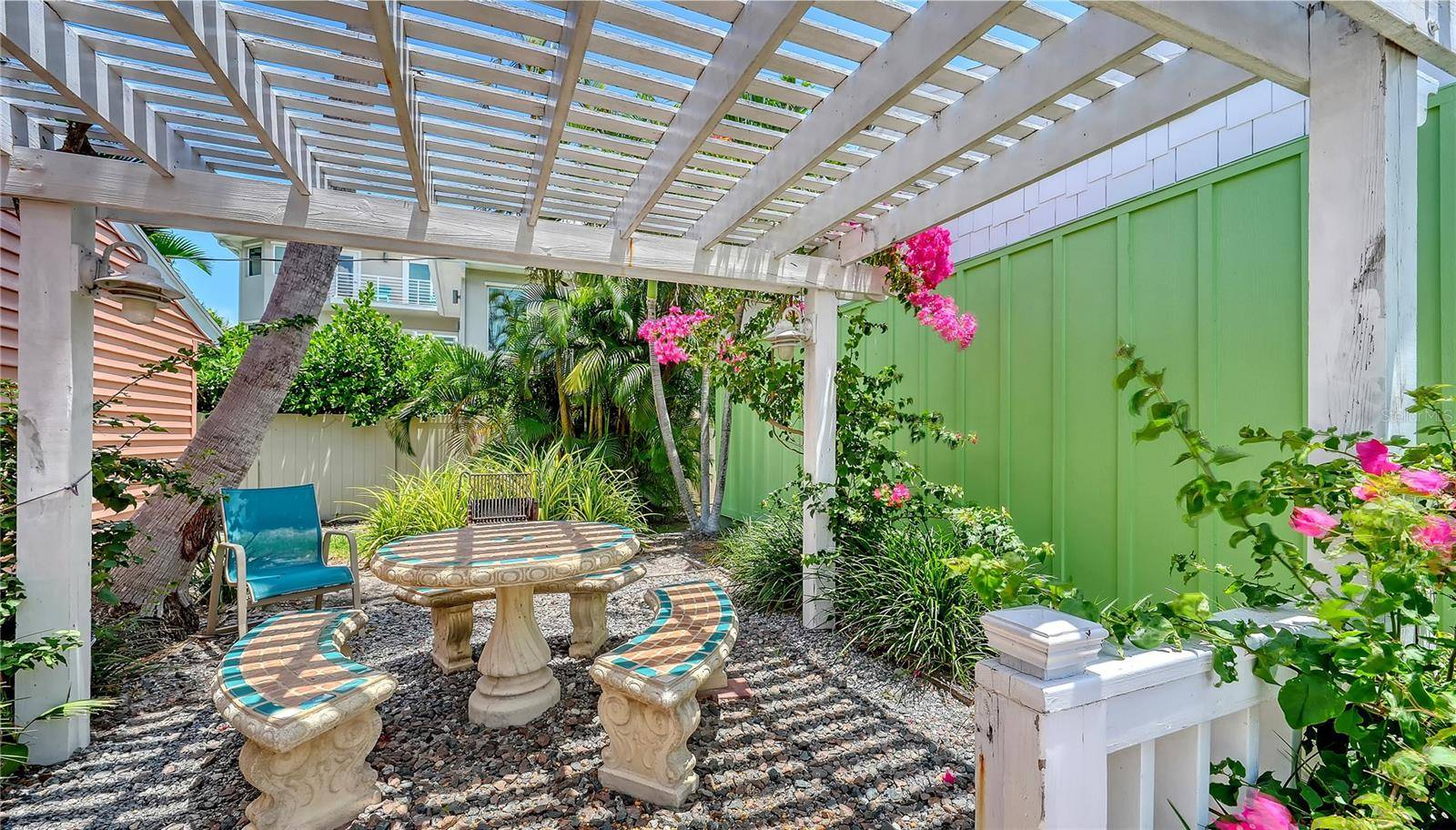 1603 GULF DR N #3, Bradenton Beach, FL 34217