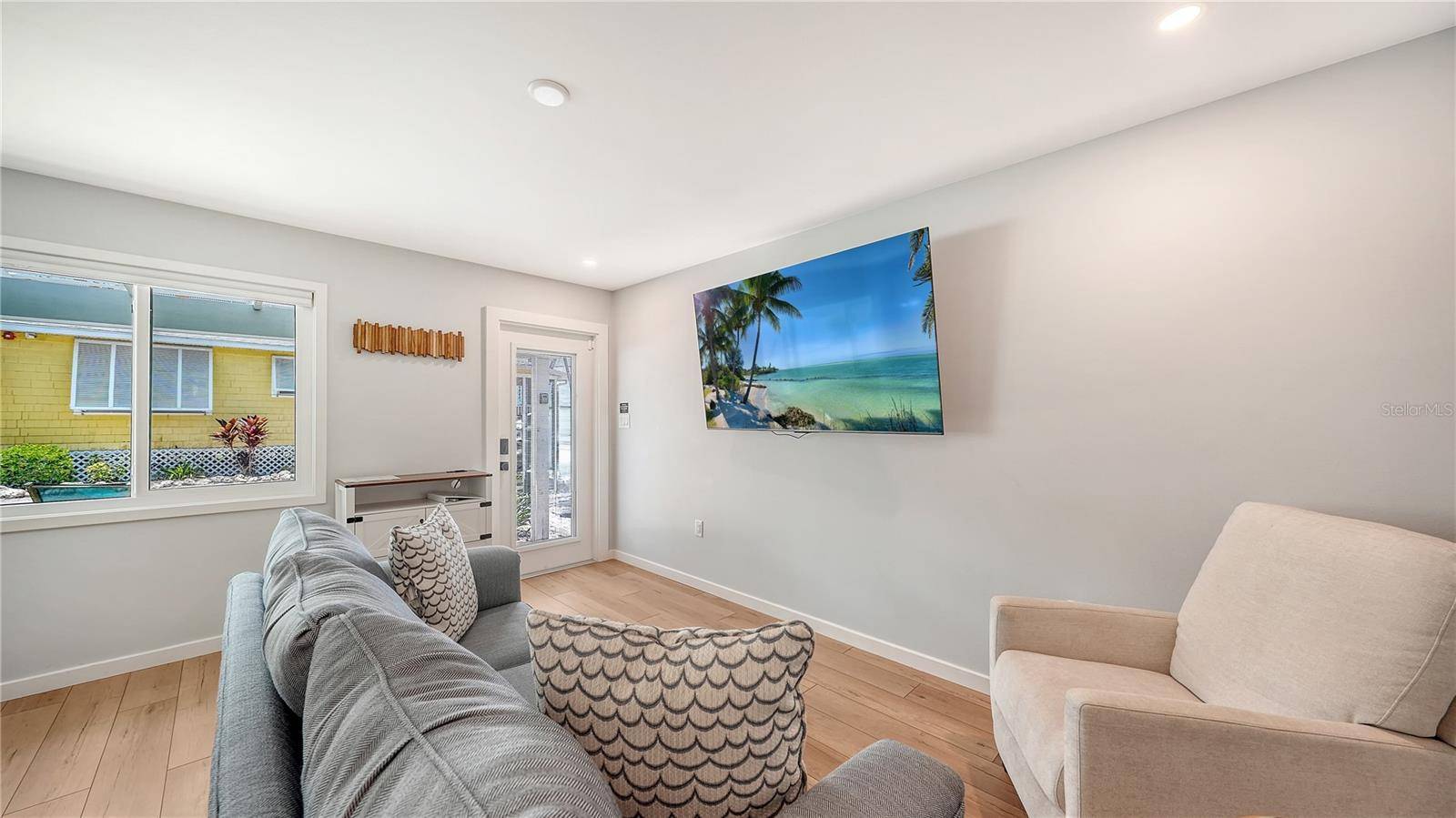 1603 GULF DR N #3, Bradenton Beach, FL 34217