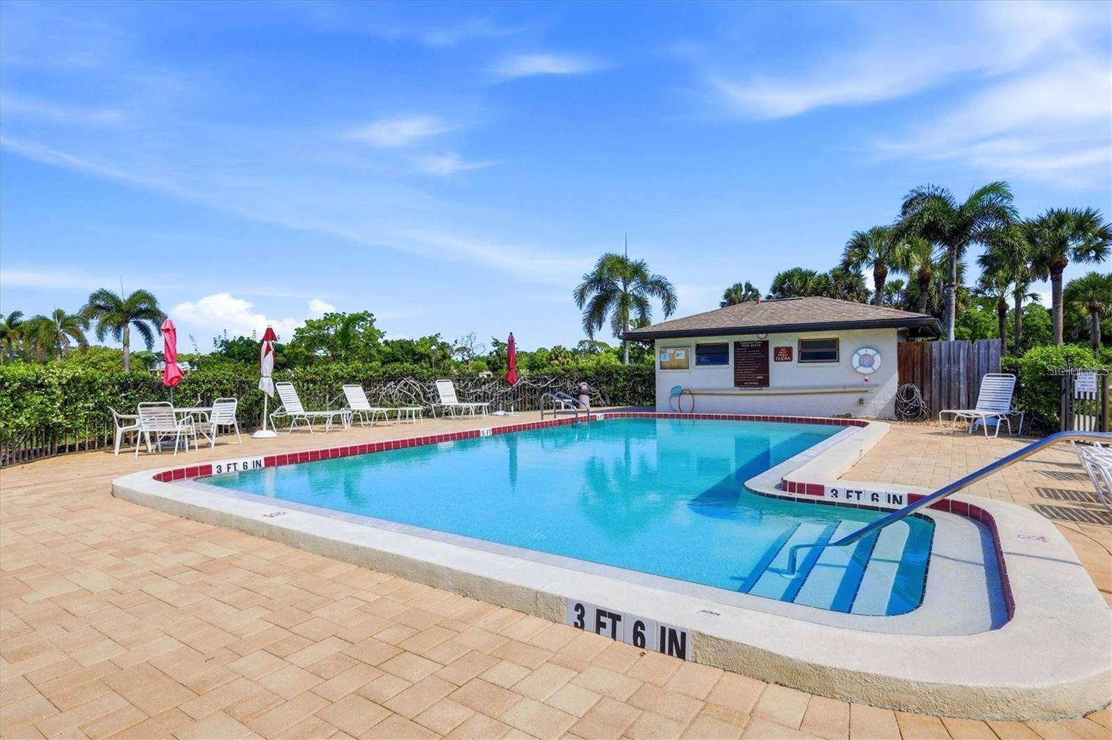 4535 LONGWATER CHASE #18, Sarasota, FL 34235