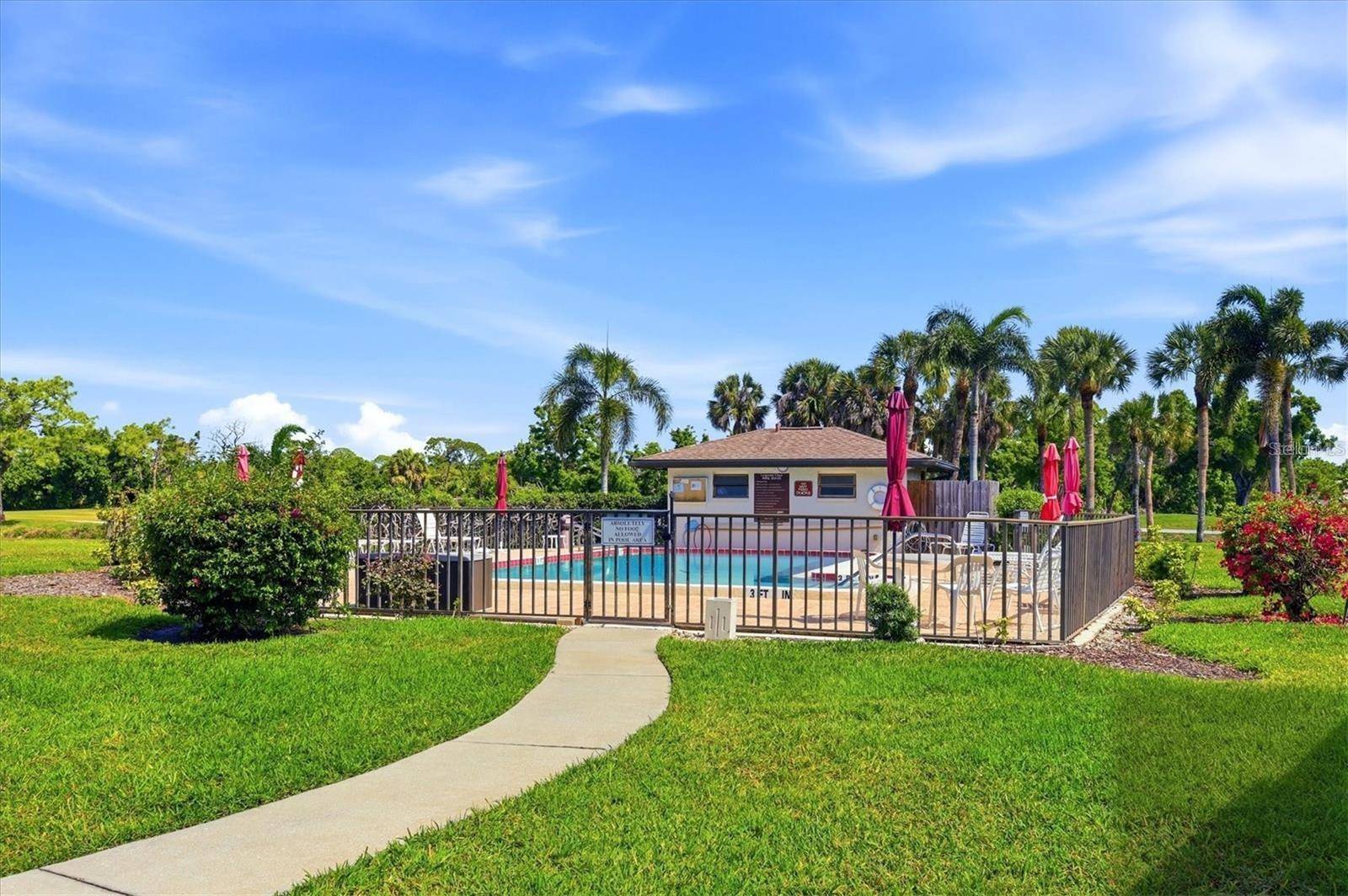 4535 LONGWATER CHASE #18, Sarasota, FL 34235