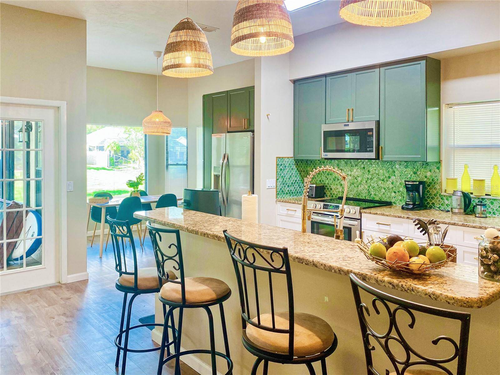 4907 82ND PL E, Sarasota, FL 34243