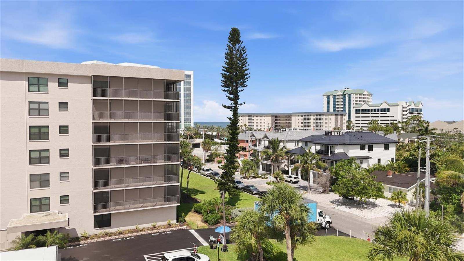 1001 BENJAMIN FRANKLIN DR #206, Sarasota, FL 34236