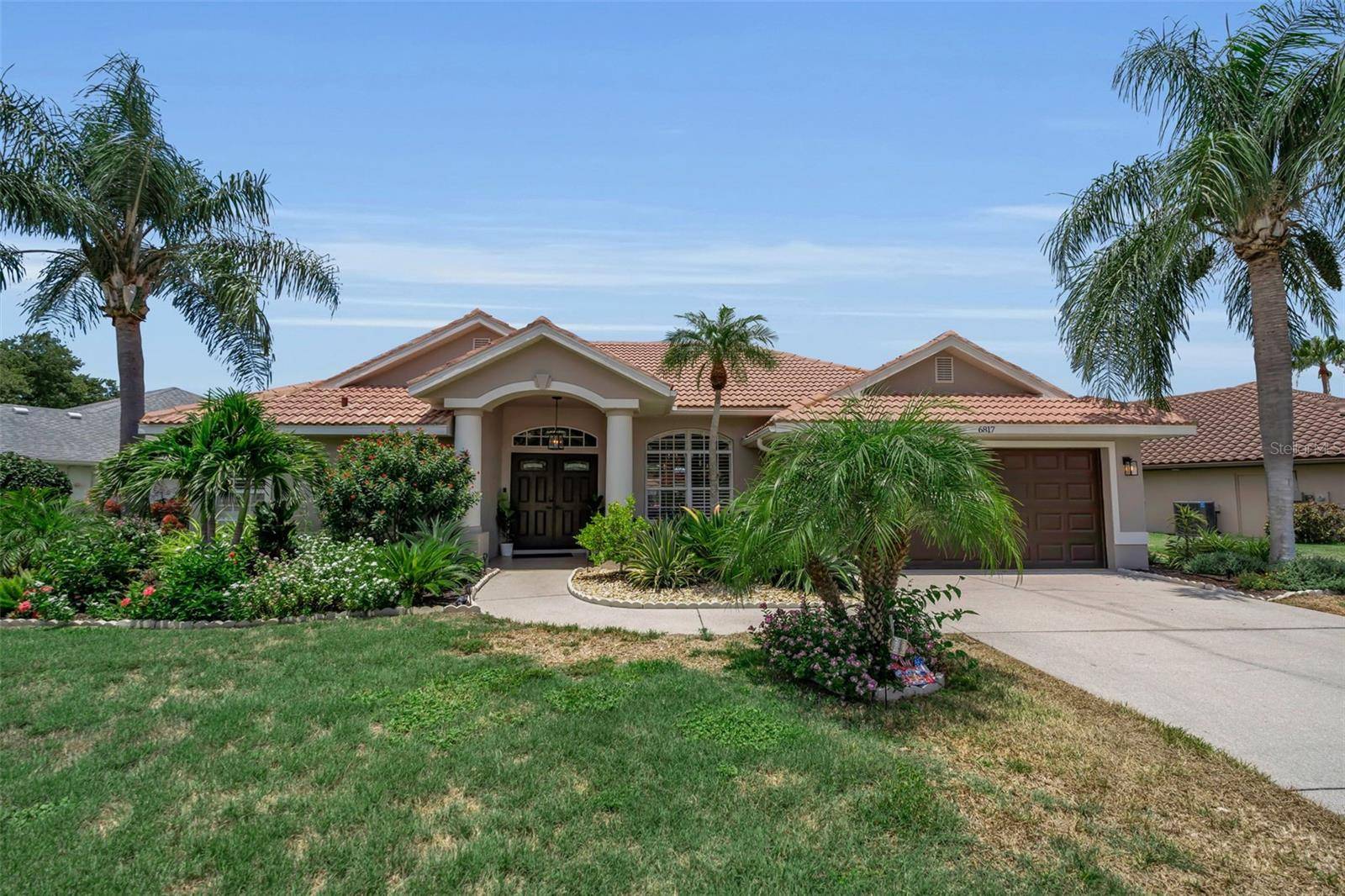 6817 CORRAL CIR, Sarasota, FL 34243