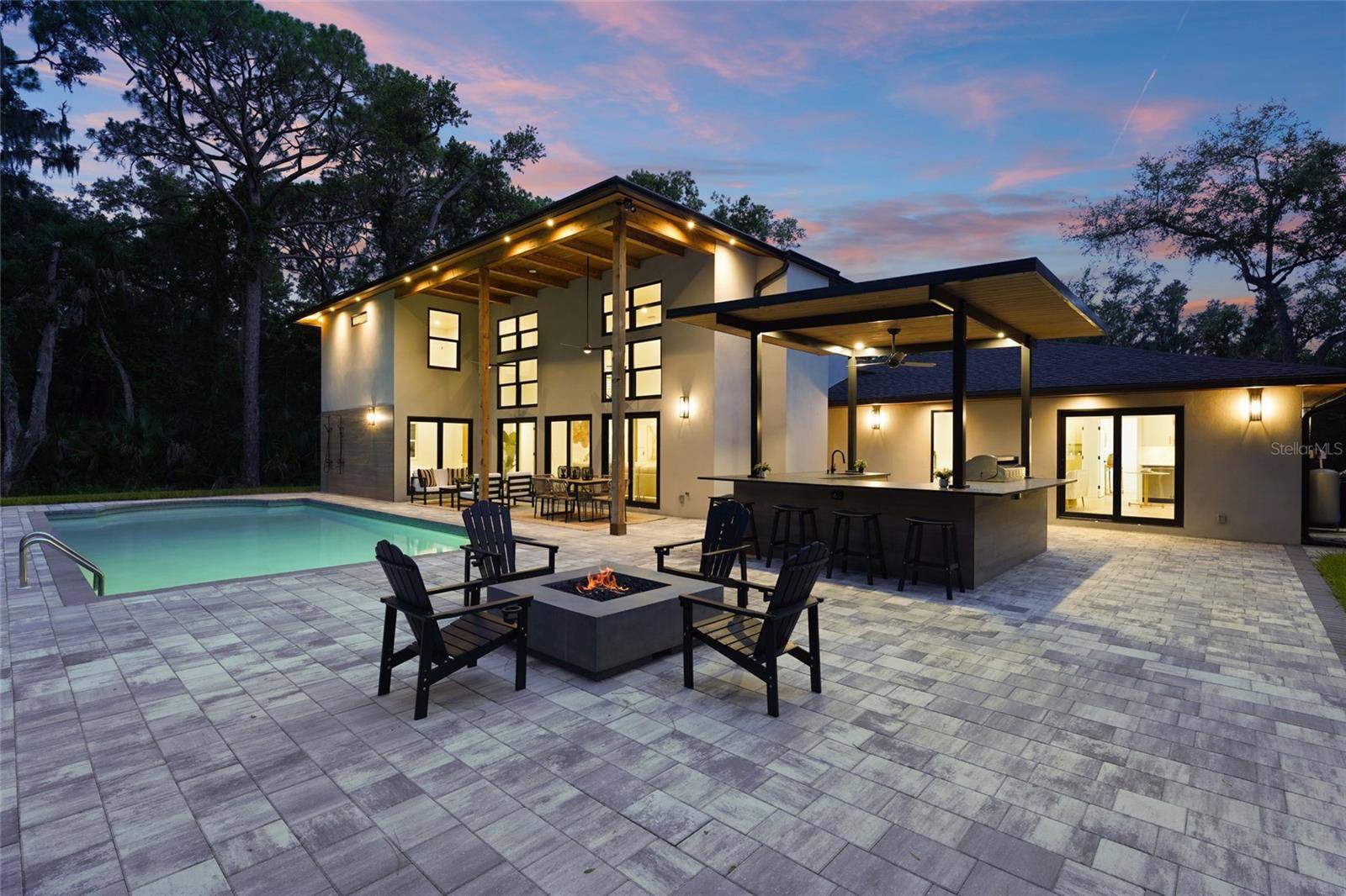 3325 WEBBER WOODS DR, Sarasota, FL 34240