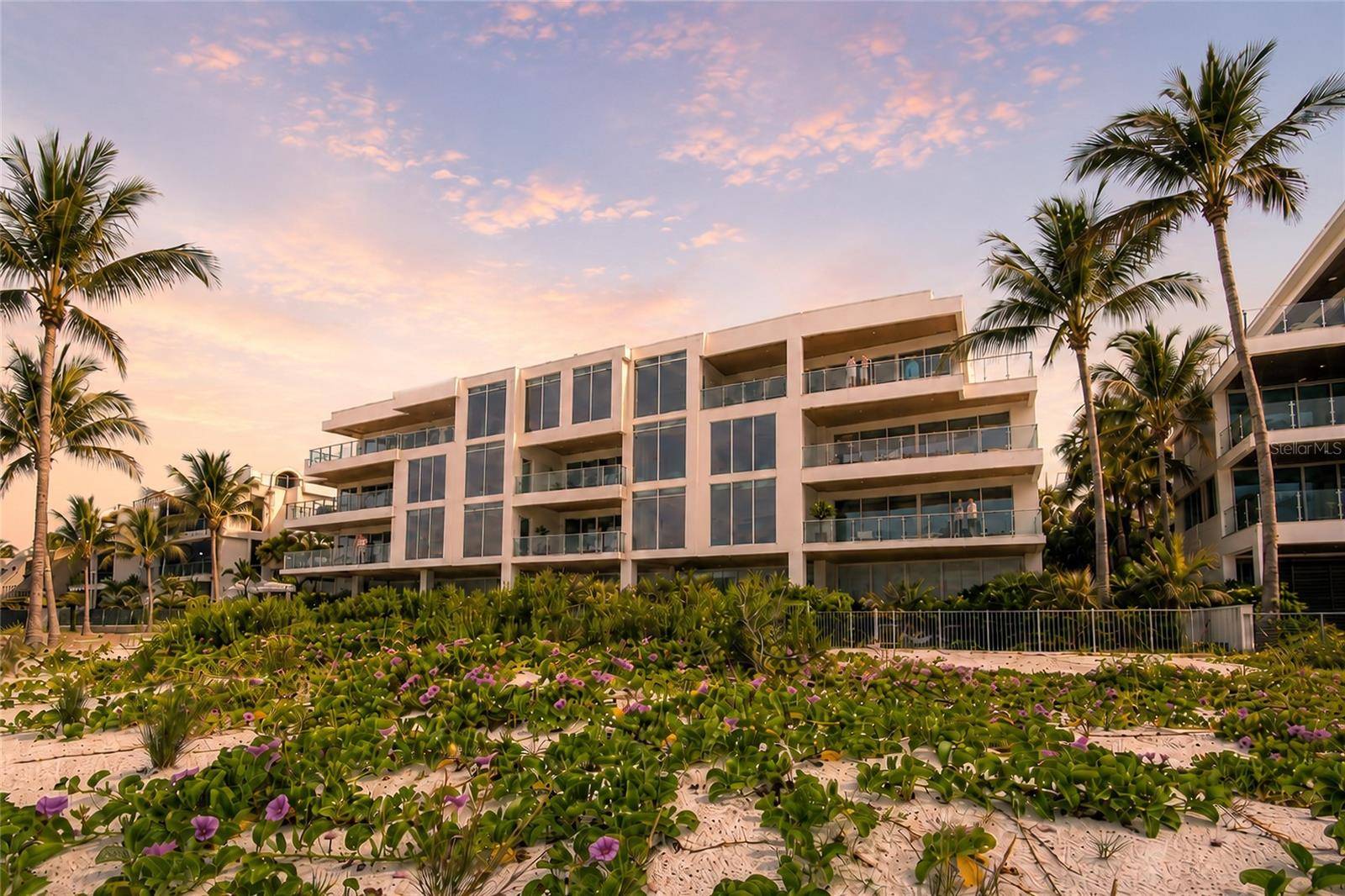 70 AVENIDA VENECCIA #201, Sarasota, FL 34242
