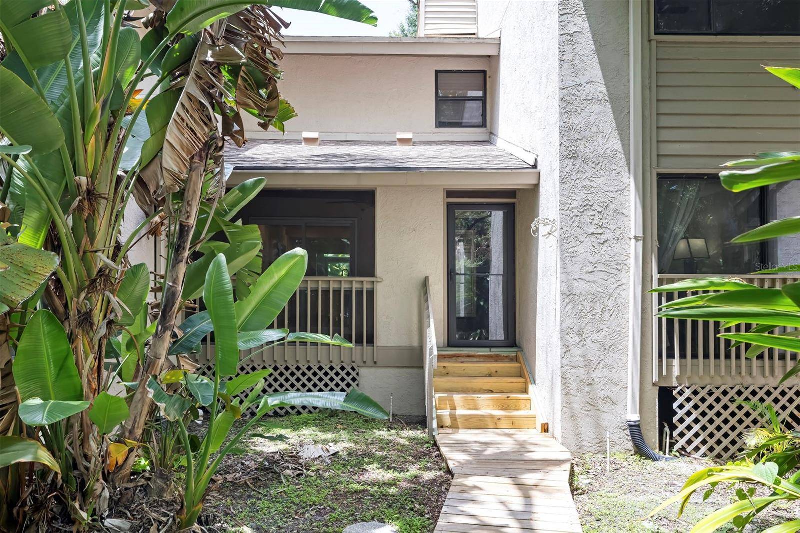 5182 LANCEWOOD DR #14, Sarasota, FL 34232