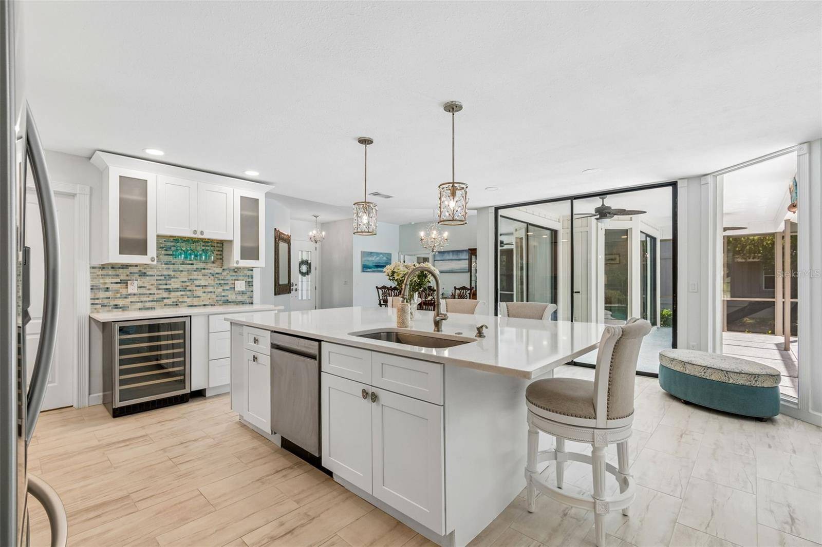 4627 TRAILS DR, Sarasota, FL 34232