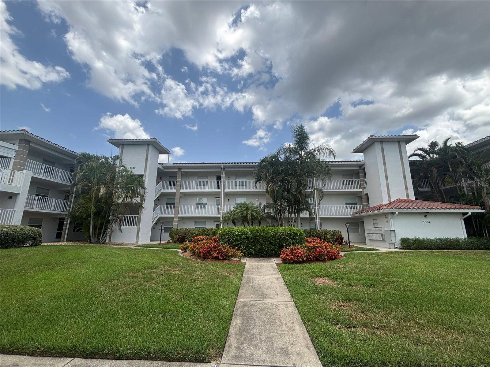 6507 STONE RIVER RD #105, Bradenton, FL 34203