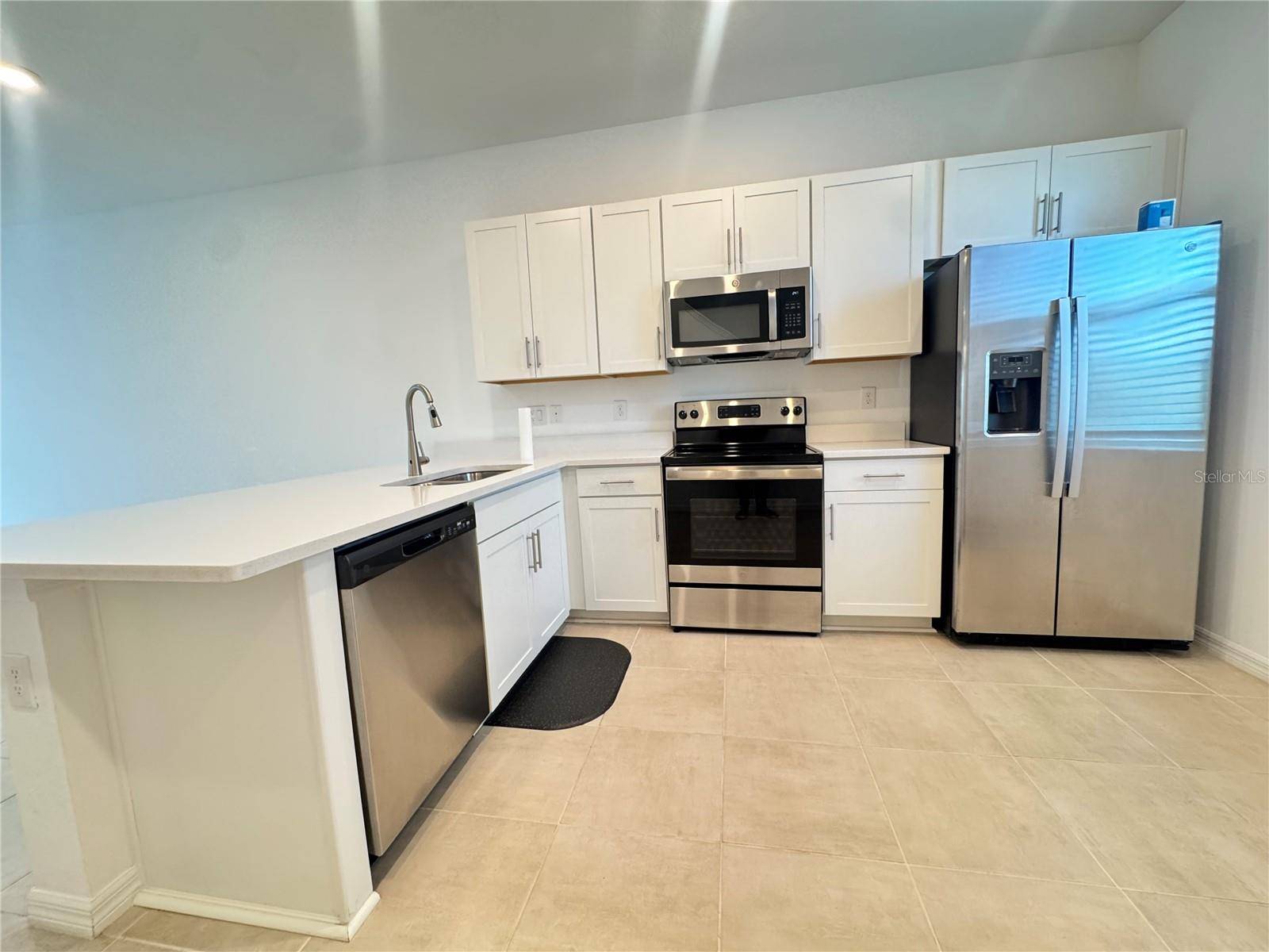 8528 DAYBREAK ST, Sarasota, FL 34241