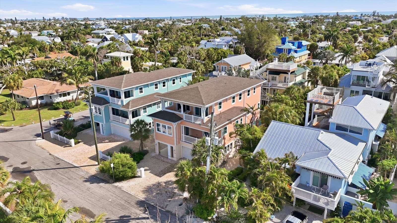 113 AQUA LN, Holmes Beach, FL 34217