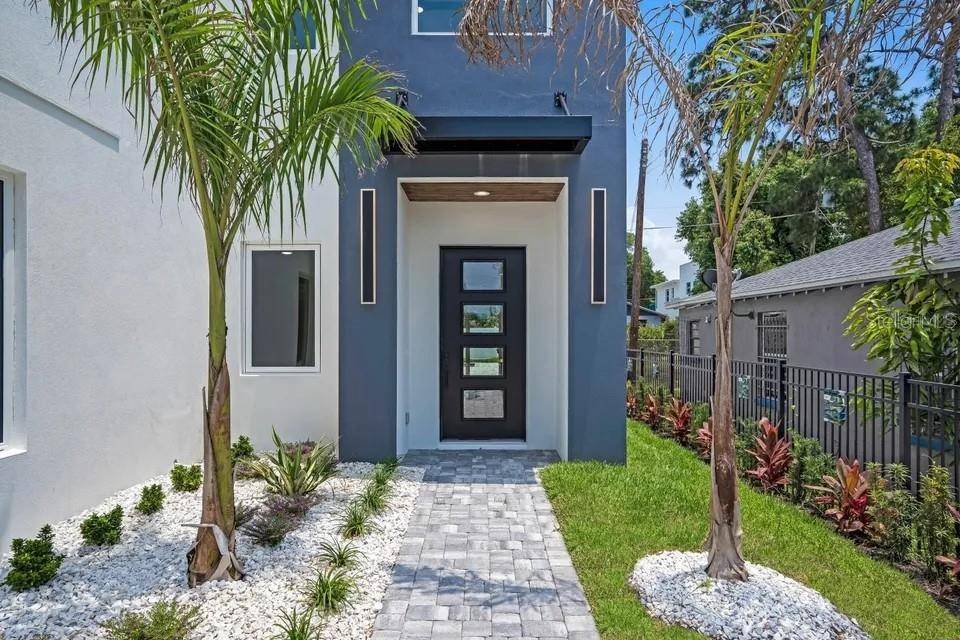 1156 COCOANUT AVE, Sarasota, FL 34236