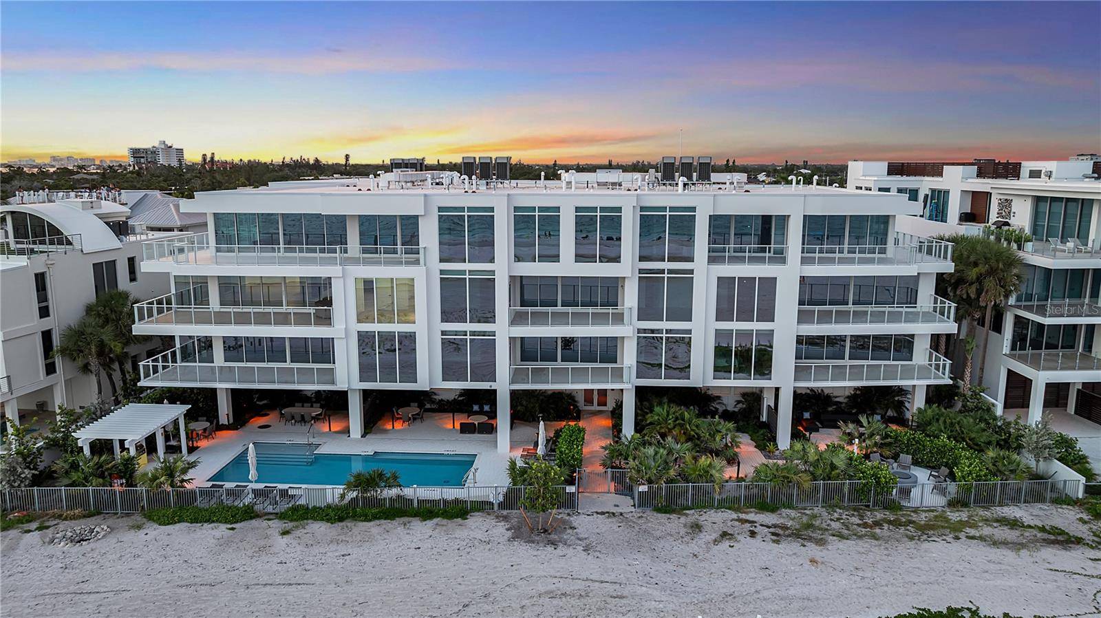 70 AVENIDA VENECCIA #204, Sarasota, FL 34242