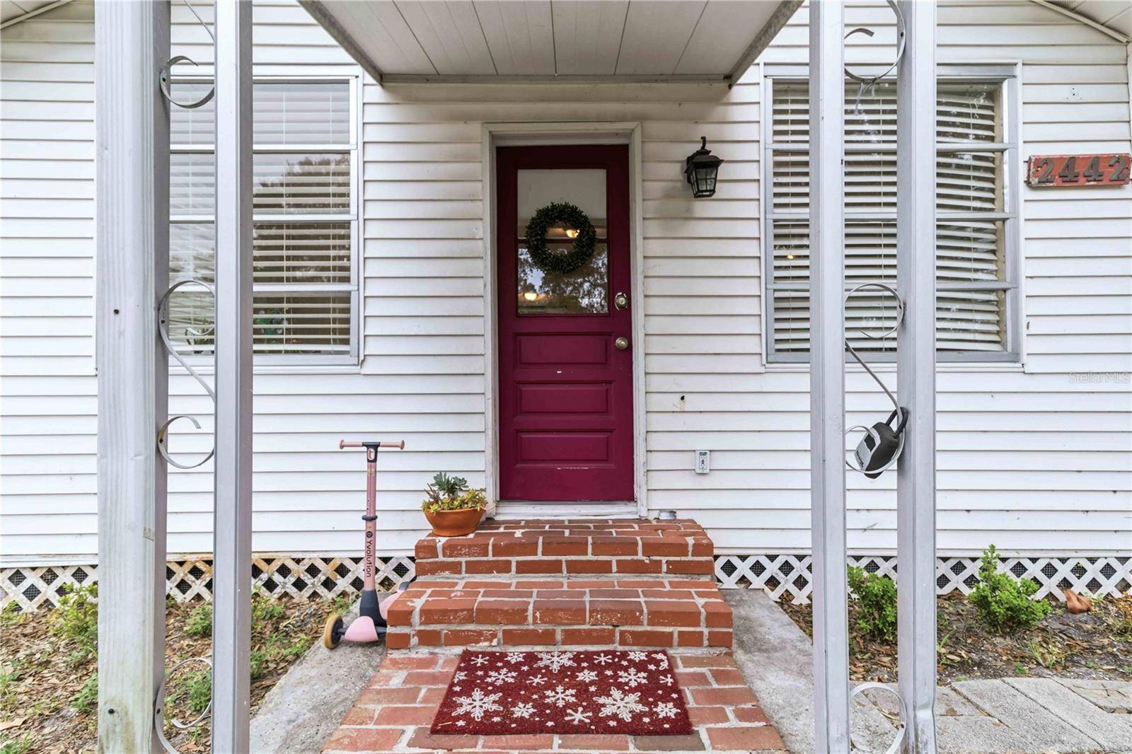 2442 NOVUS ST, Sarasota, FL 34237