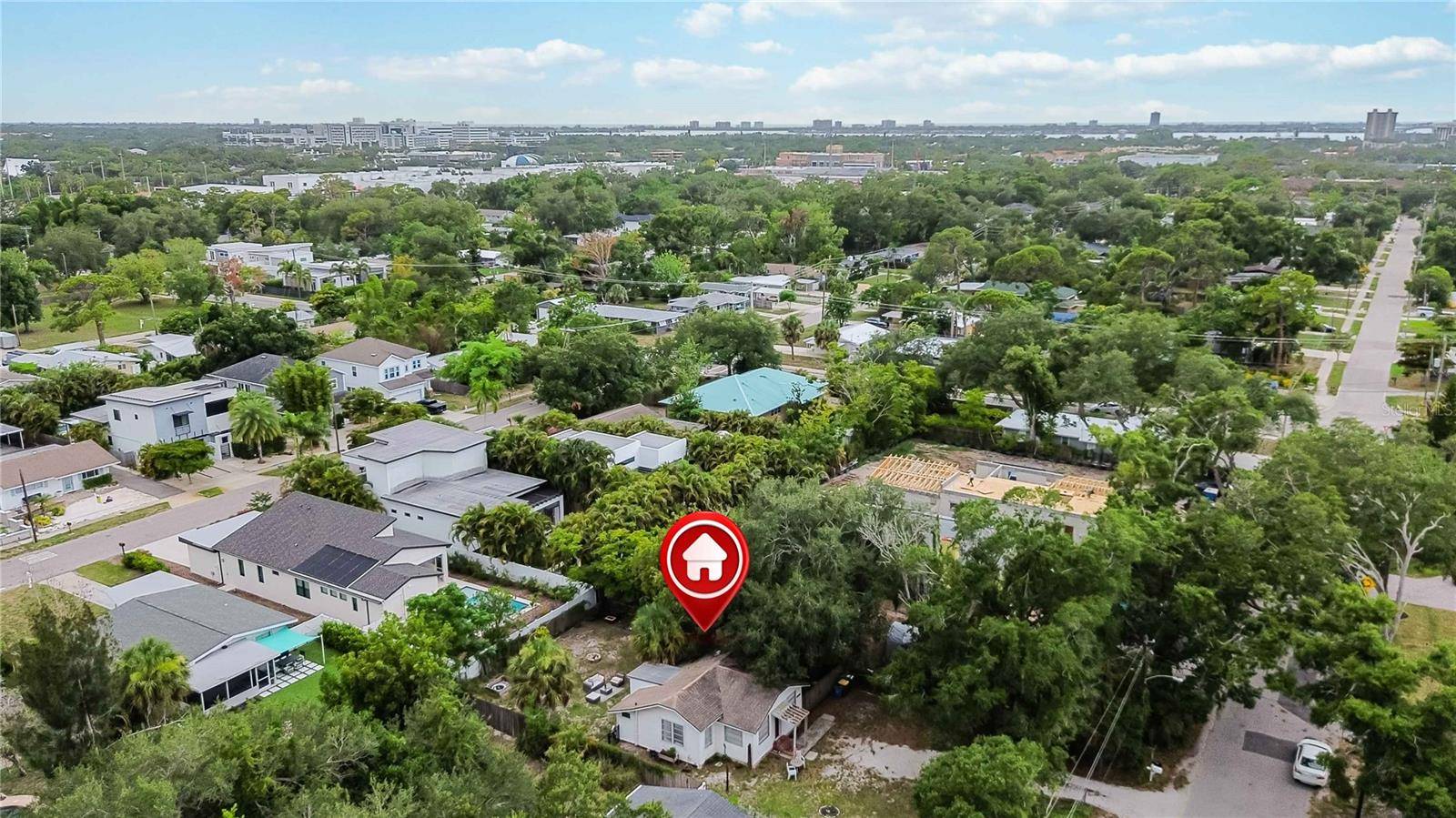 2442 NOVUS ST, Sarasota, FL 34237