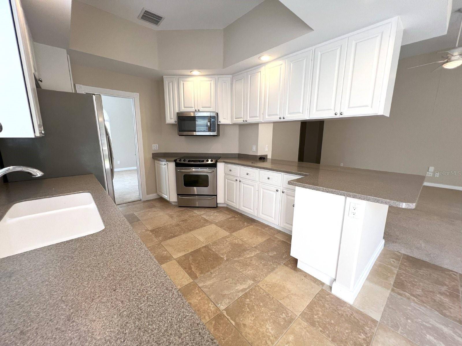 5746 BENEVENTO DR, Sarasota, FL 34238