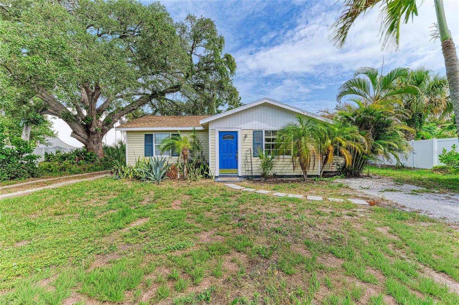 1300 LOMA LINDA CT, Sarasota, FL 34239