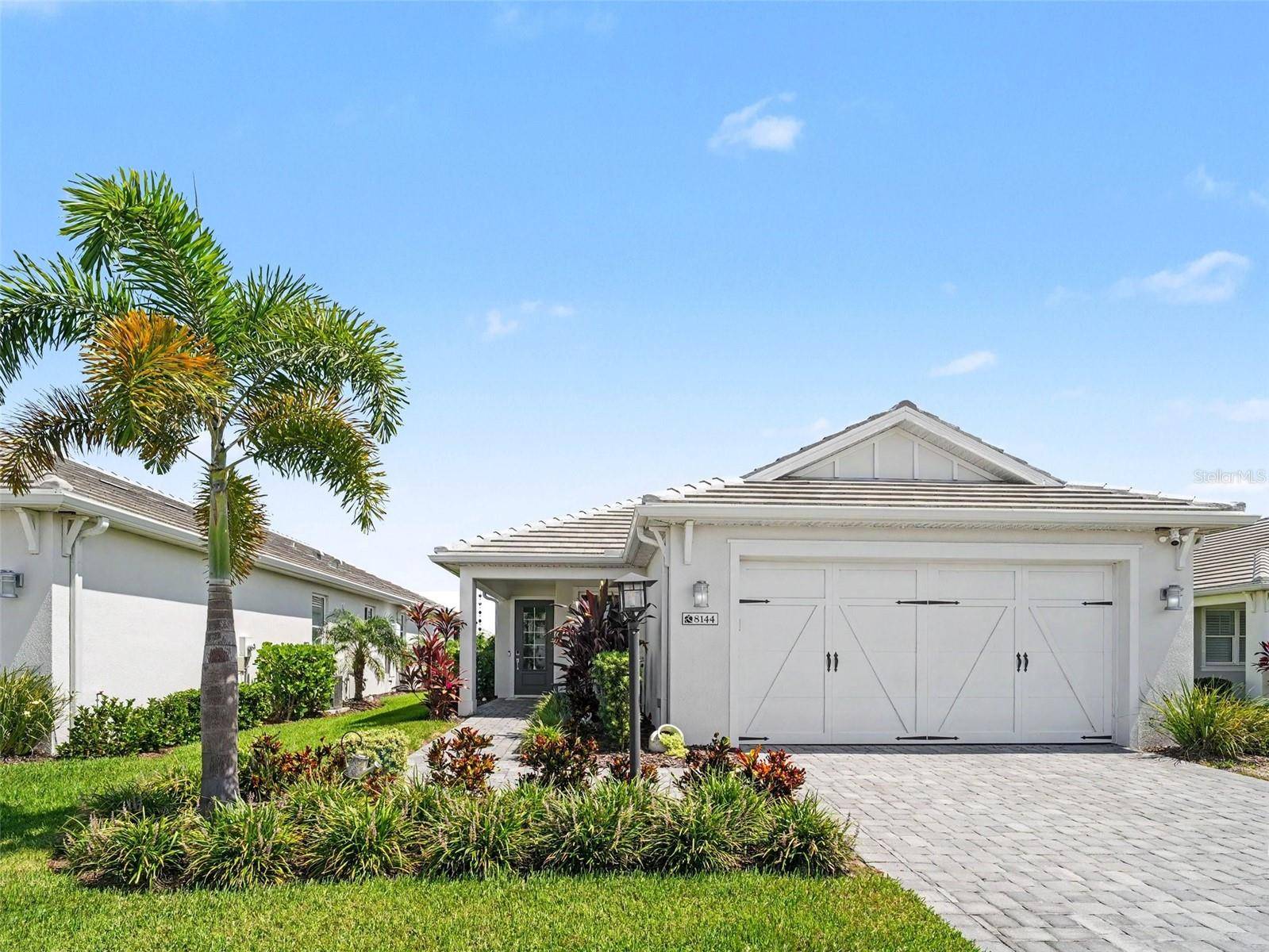 8144 STERNWAY RD, Sarasota, FL 34240