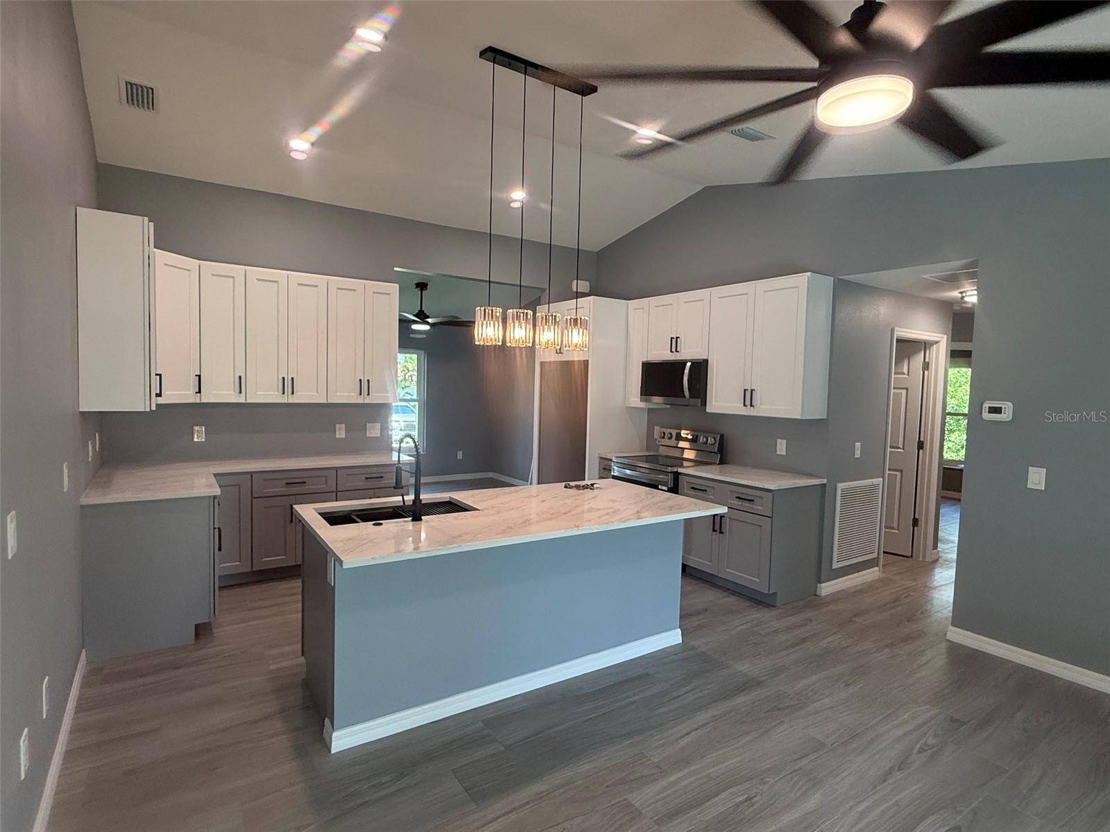 2190 PENGUIN LN, North Port, FL 34286