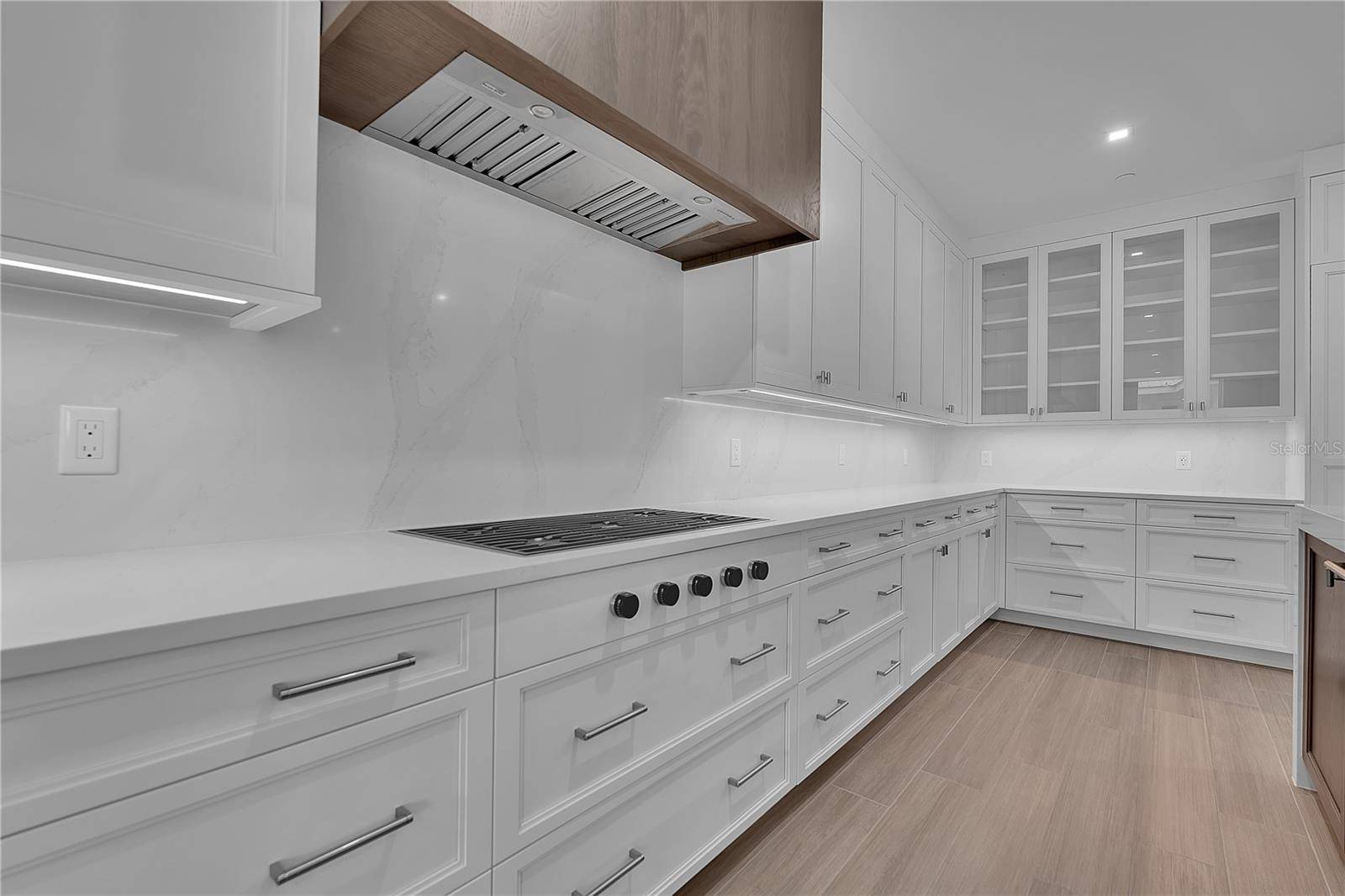 70 AVENIDA VENECCIA #304, Sarasota, FL 34242