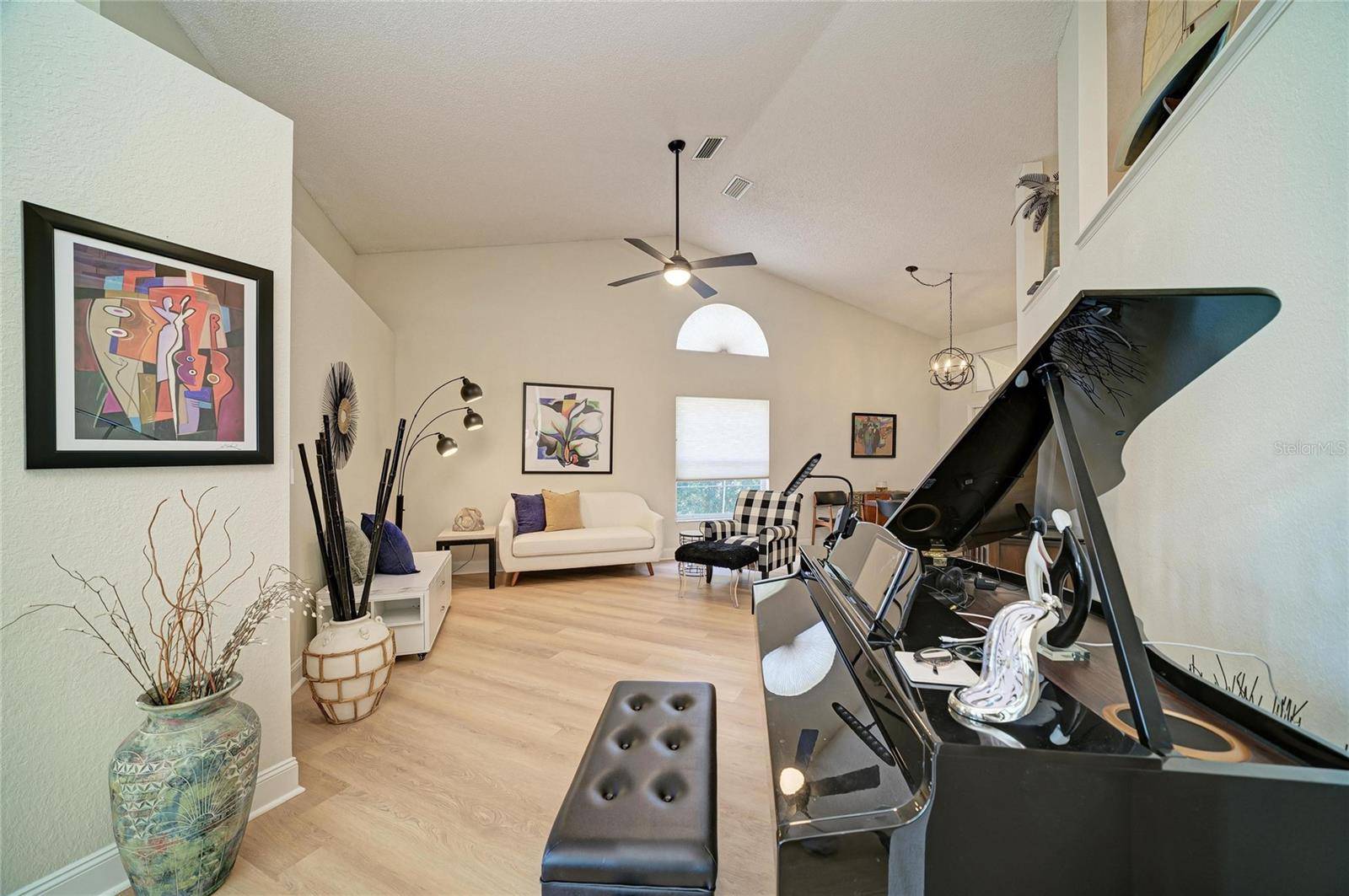 6604 STONE RIVER RD, Bradenton, FL 34203
