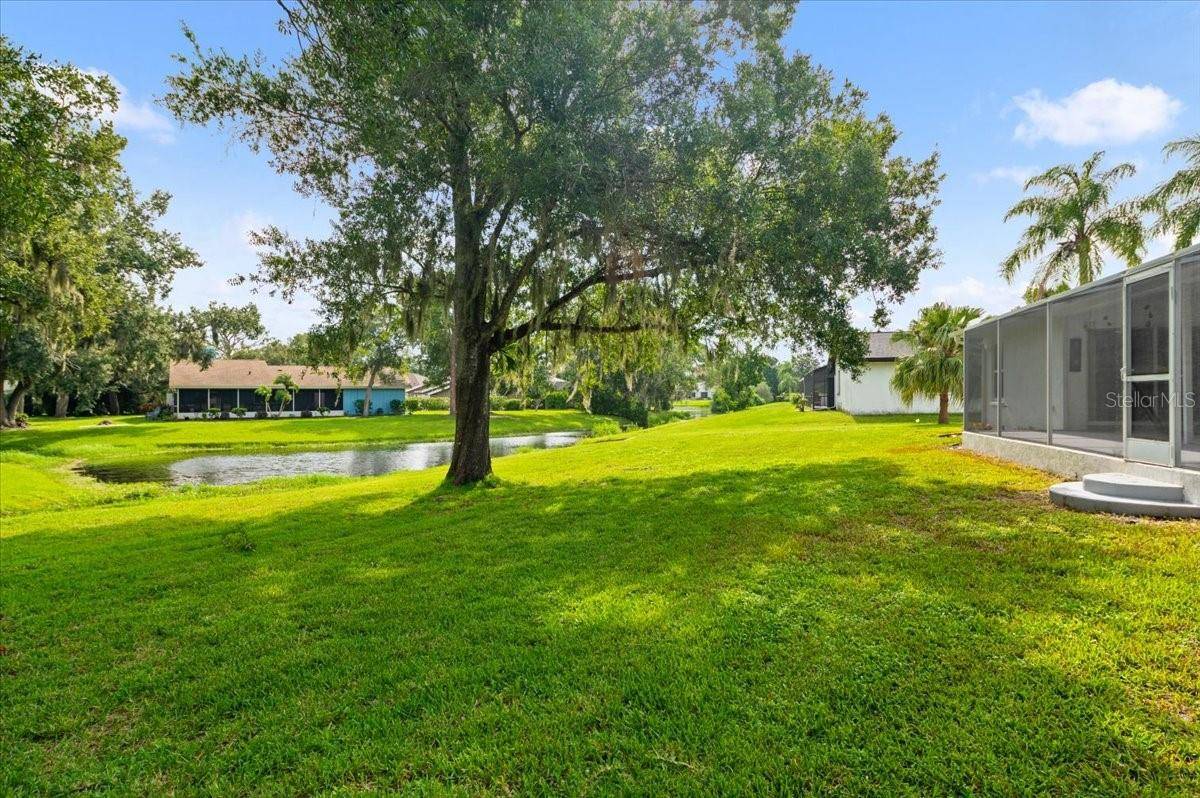 5438 DOMINICA CIR, Sarasota, FL 34233
