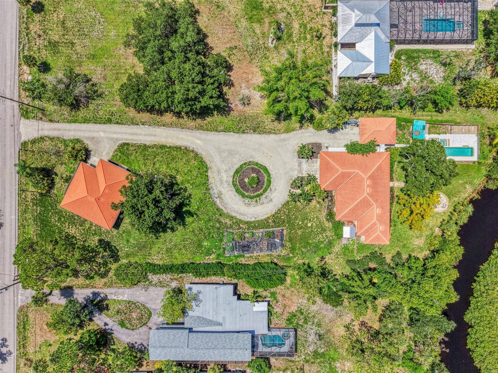 140 S OXFORD DR, Englewood, FL 34223