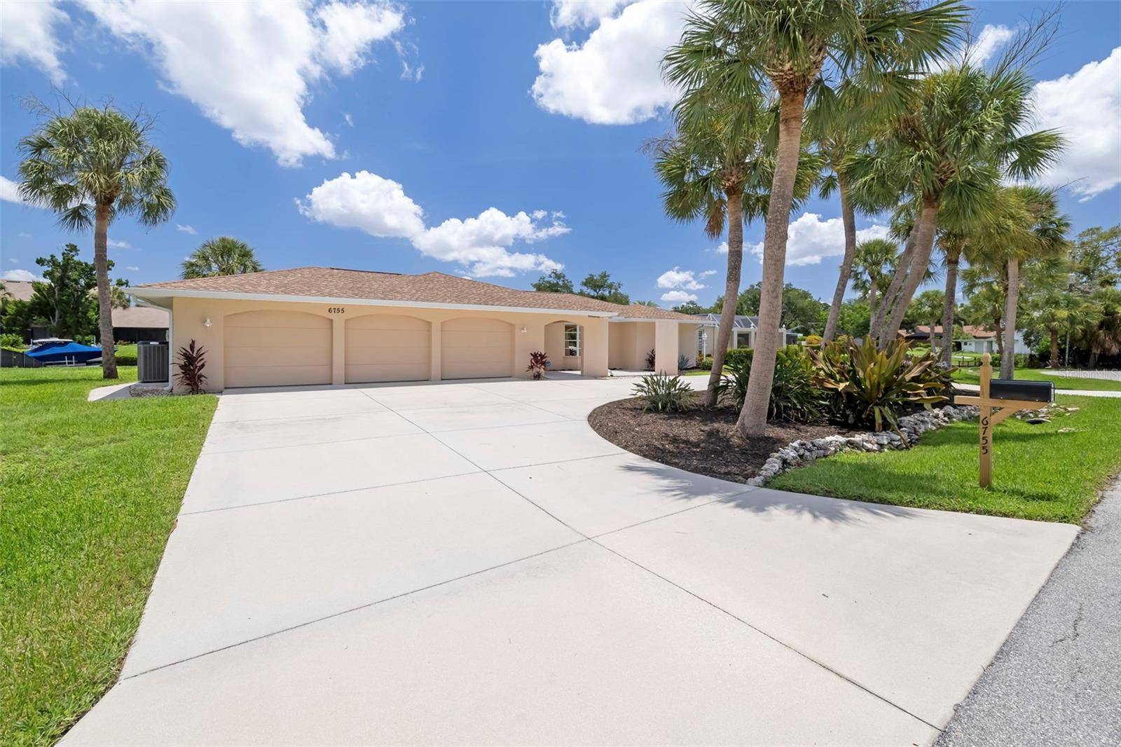 6755 AVENUE B, Sarasota, FL 34231