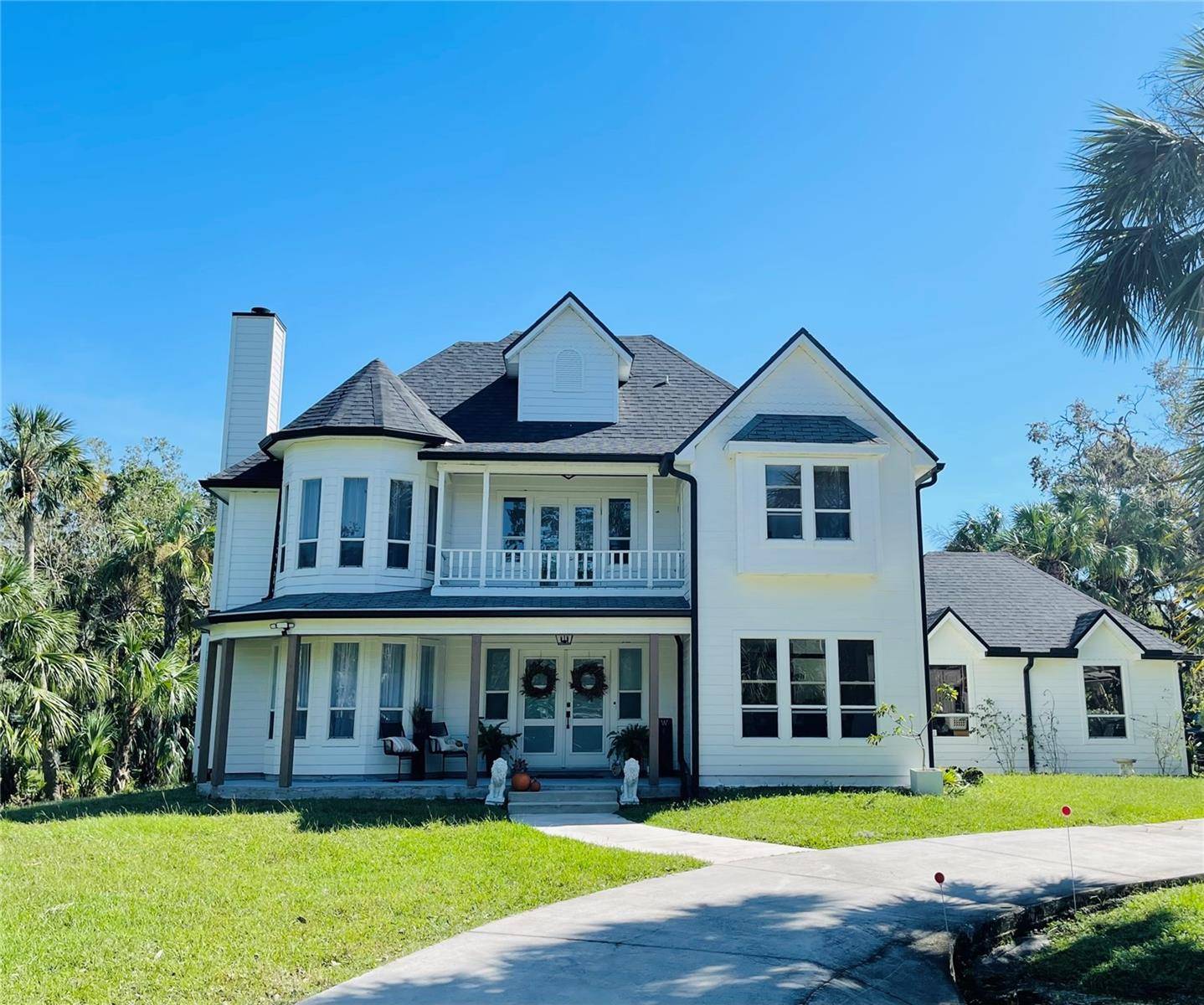 1587 FIRETHORNE LAKES DR, Sarasota, FL 34240
