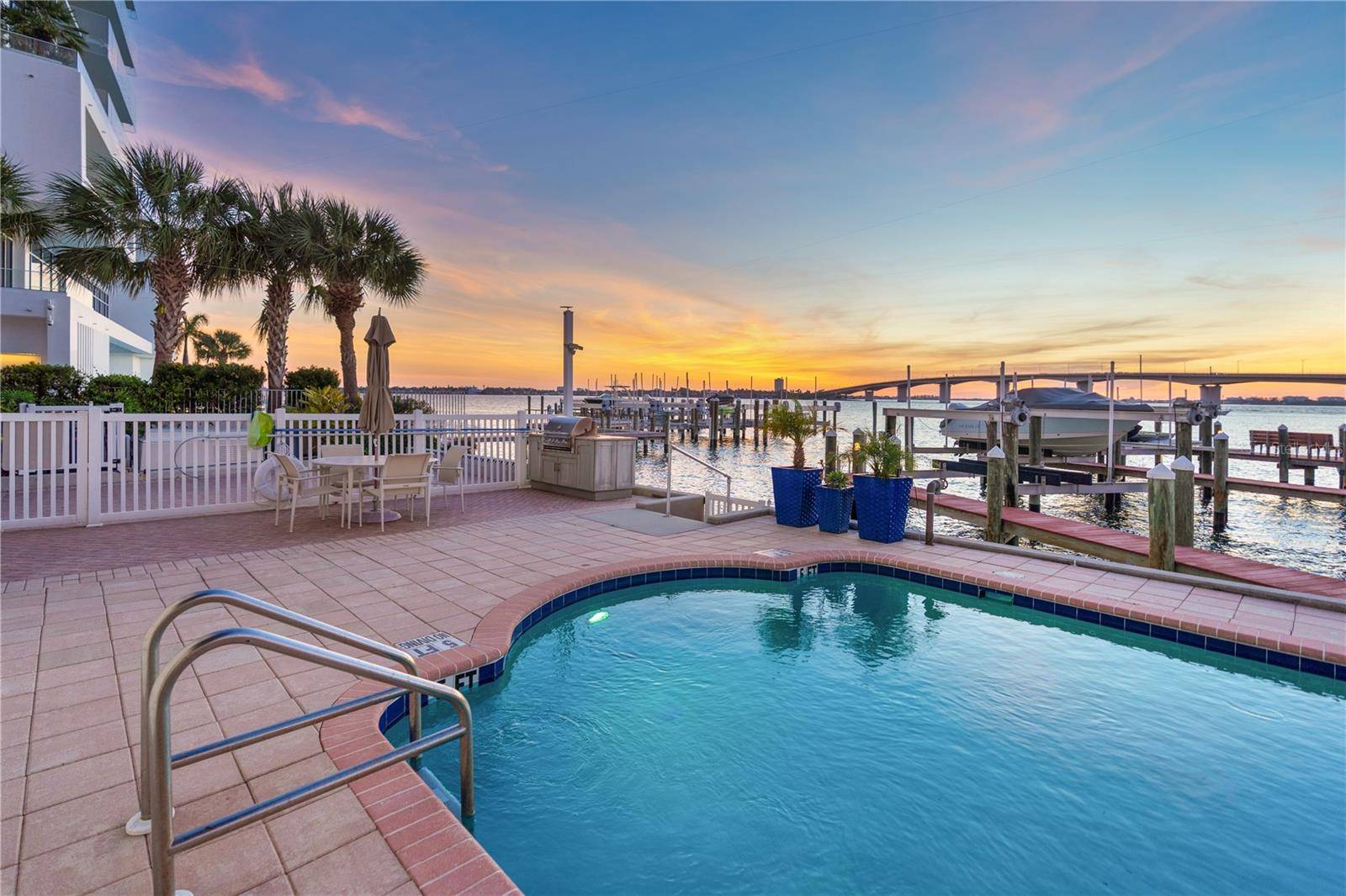 258 GOLDEN GATE PT #701, Sarasota, FL 34236