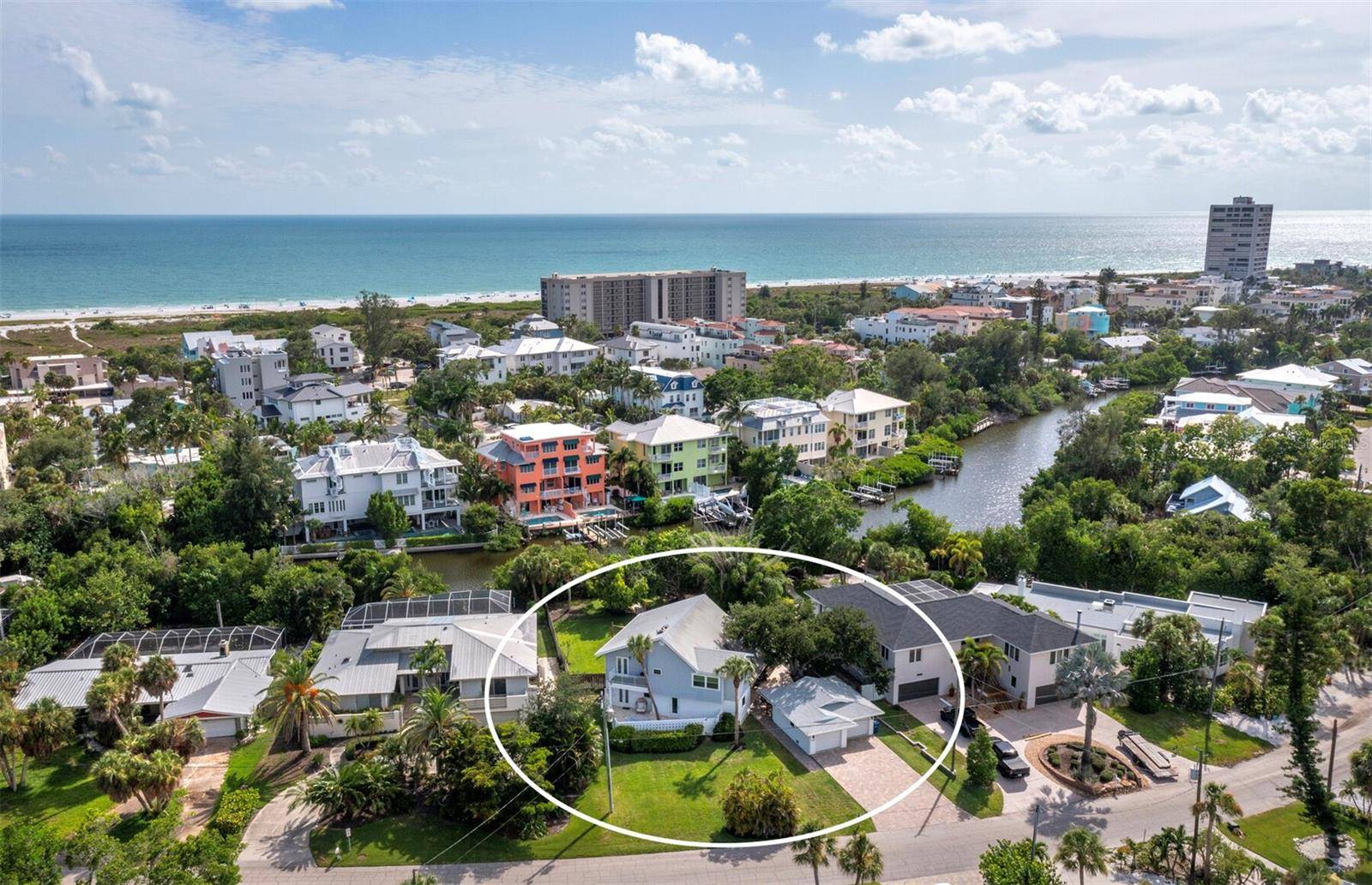 430 ISLAND CIR, Sarasota, FL 34242