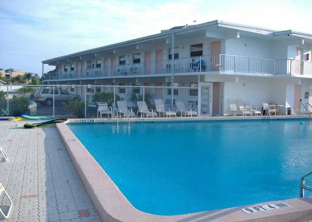 908 VILLAS DR #68, Venice, FL 34285