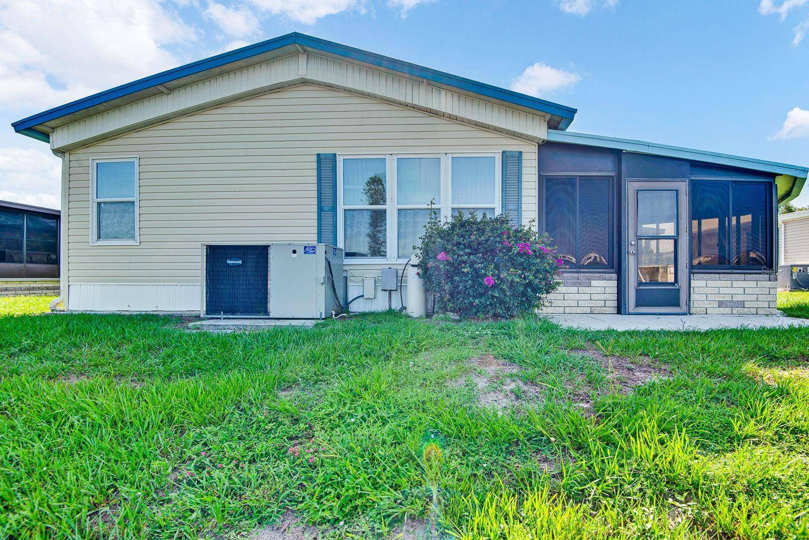 9107 34TH AVE E, Palmetto, FL 34221