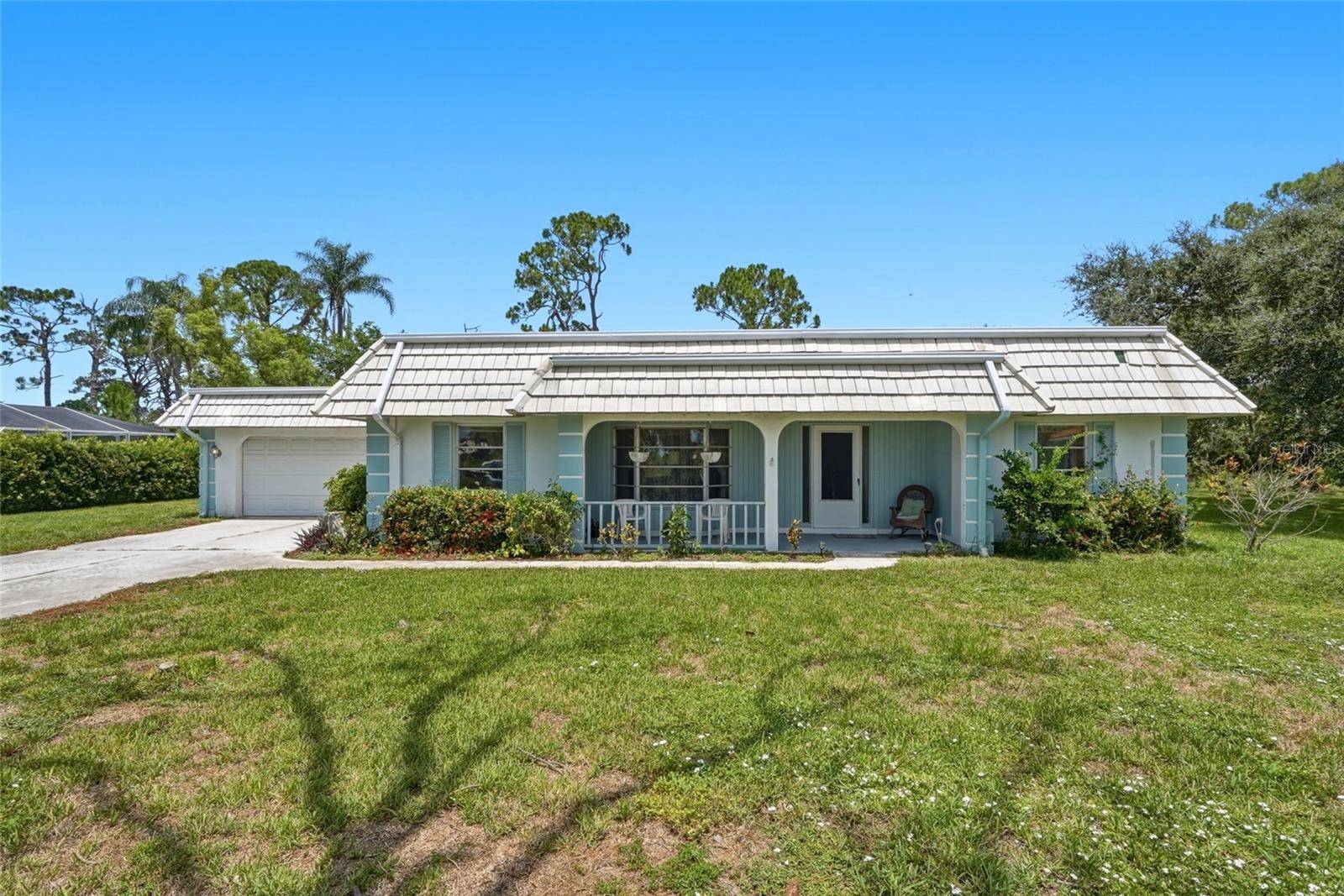 427 RUBENS DR, Nokomis, FL 34275