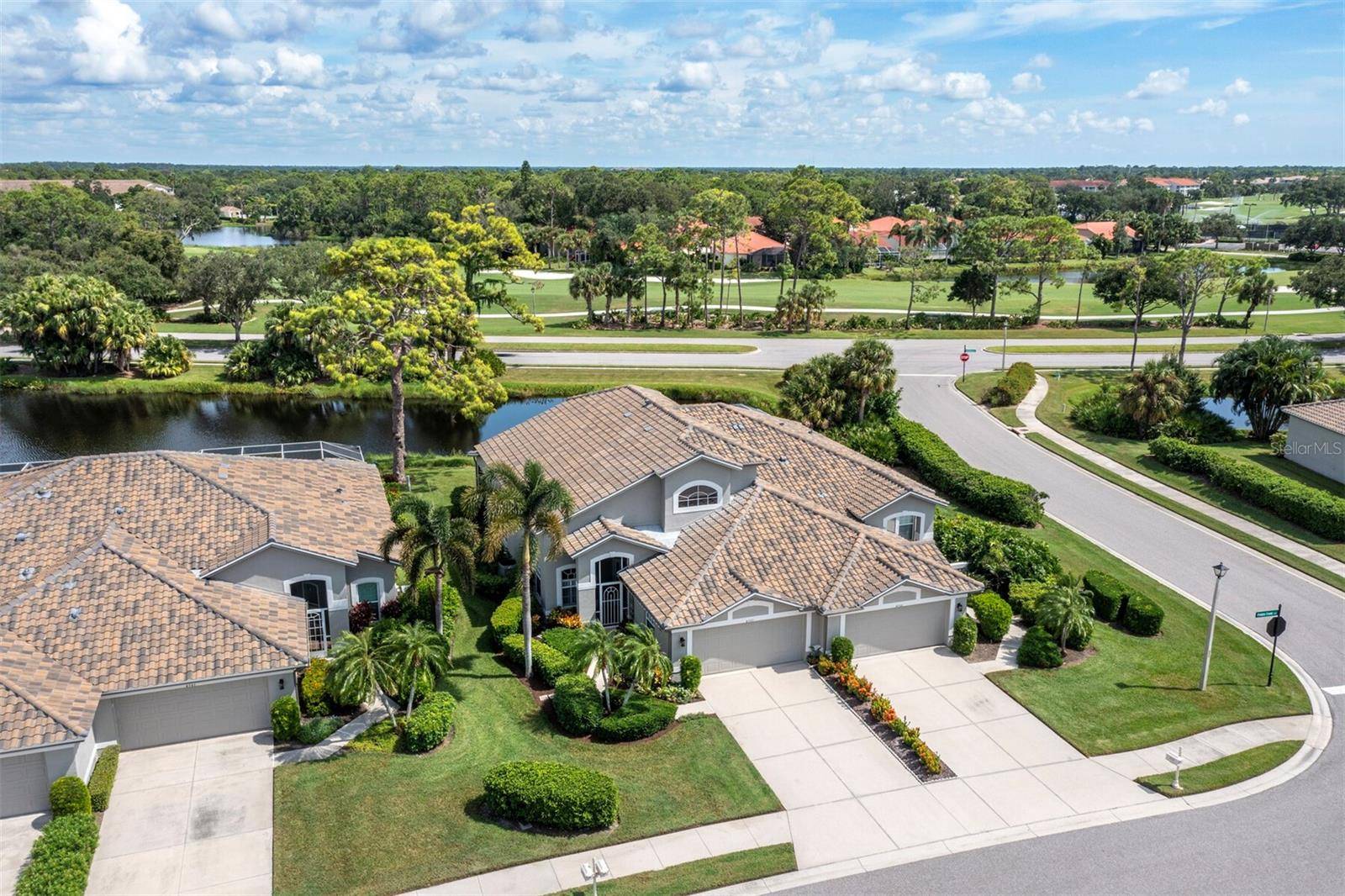 8737 PEBBLE CREEK LN, Sarasota, FL 34238