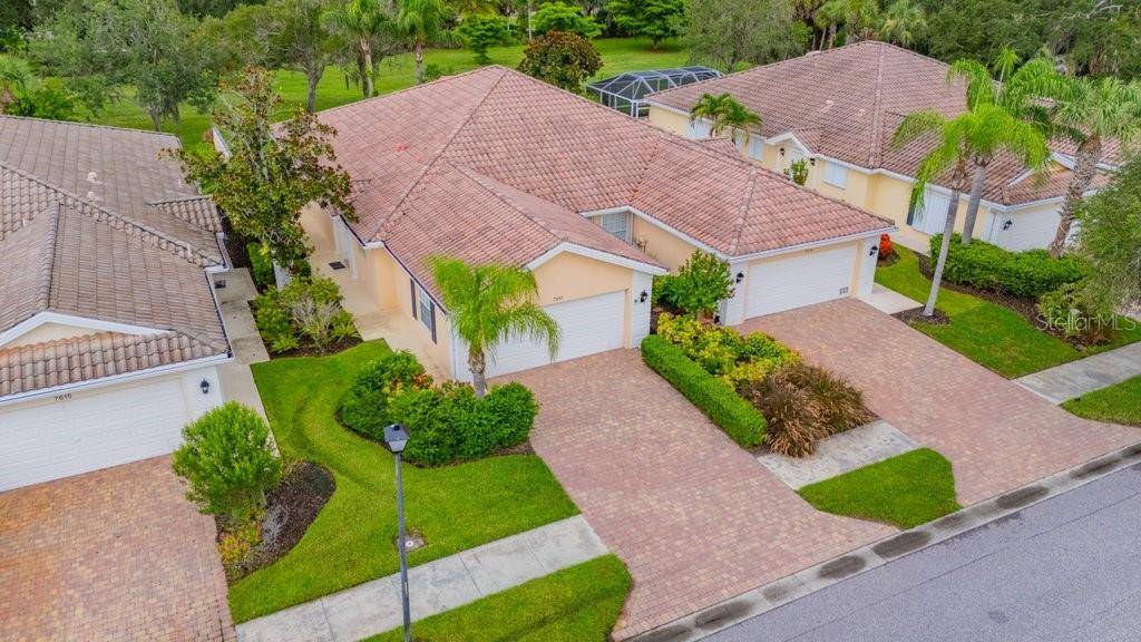 7617 CAMMINARE DR, Sarasota, FL 34238