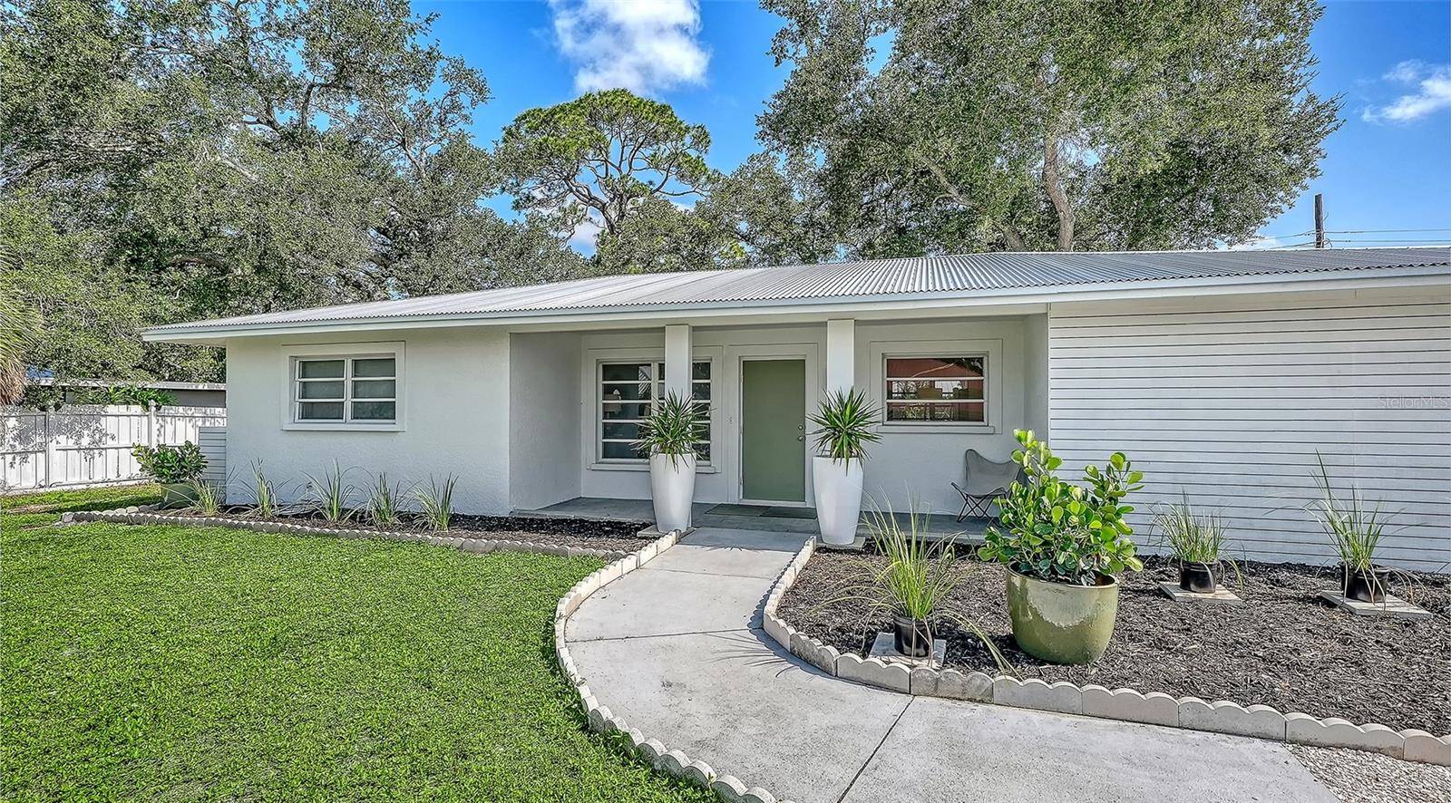 2719 TEMPLE ST, Sarasota, FL 34239