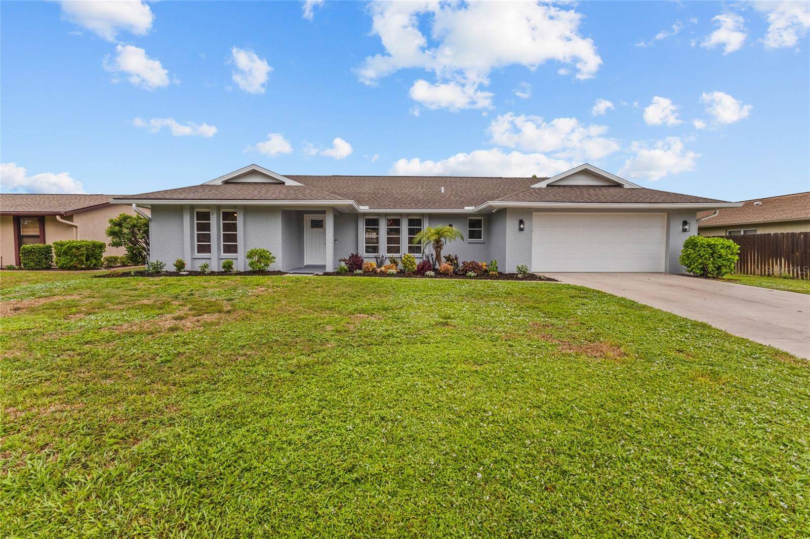 4308 PASADENA CIR, Sarasota, FL 34233