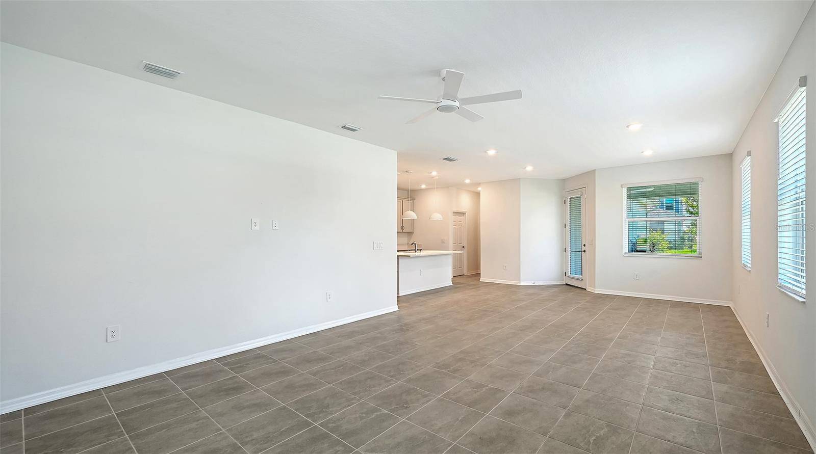 1763 SPREADER LN, Sarasota, FL 34240