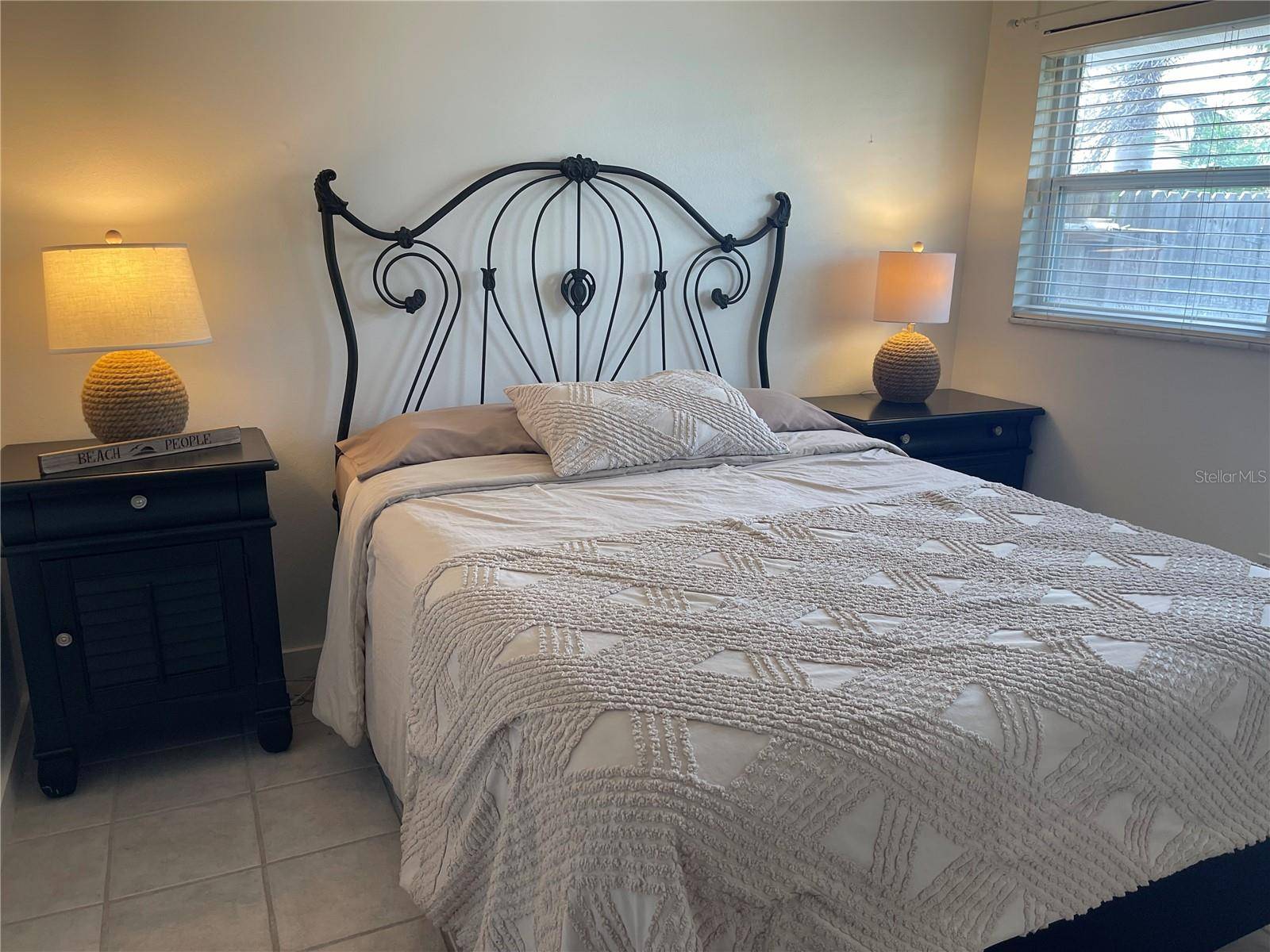 2904 AVENUE B, Bradenton Beach, FL 34217