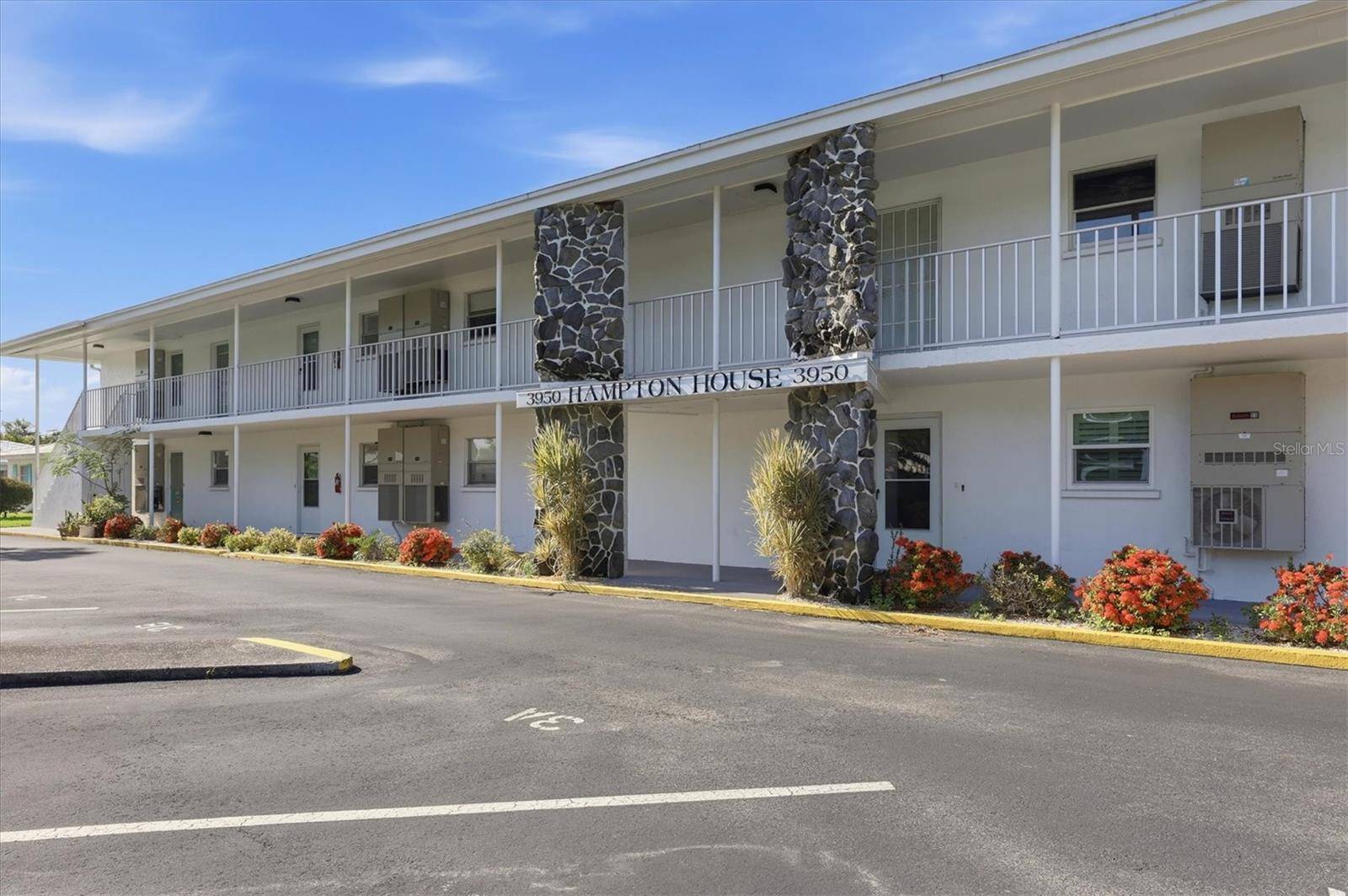 3950 ROXANE BLVD #4A, Sarasota, FL 34235