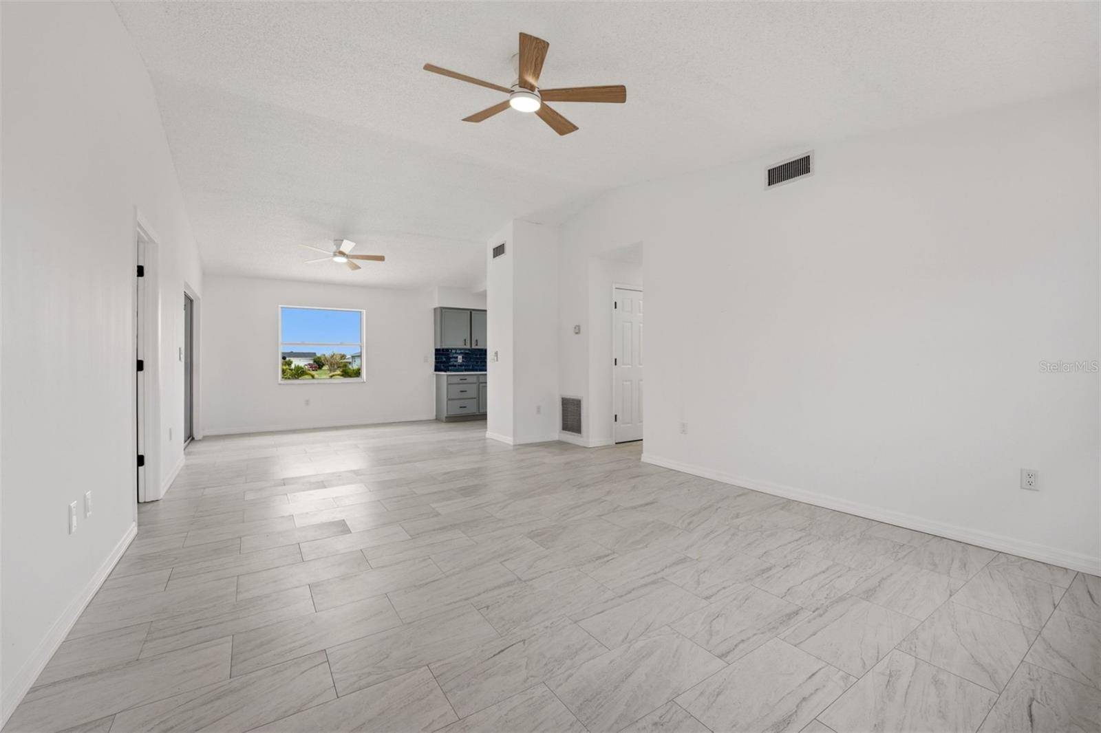 192 ANNAPOLIS LN, Rotonda West, FL 33947