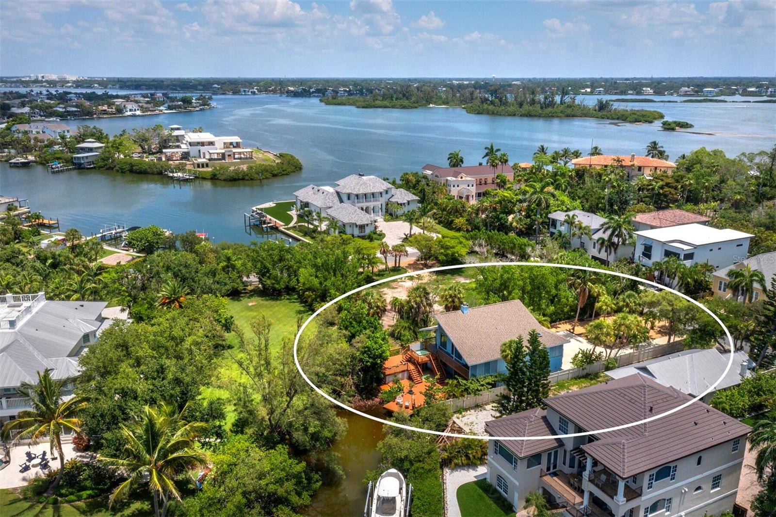4114 ROBERTS POINT CIR, Sarasota, FL 34242