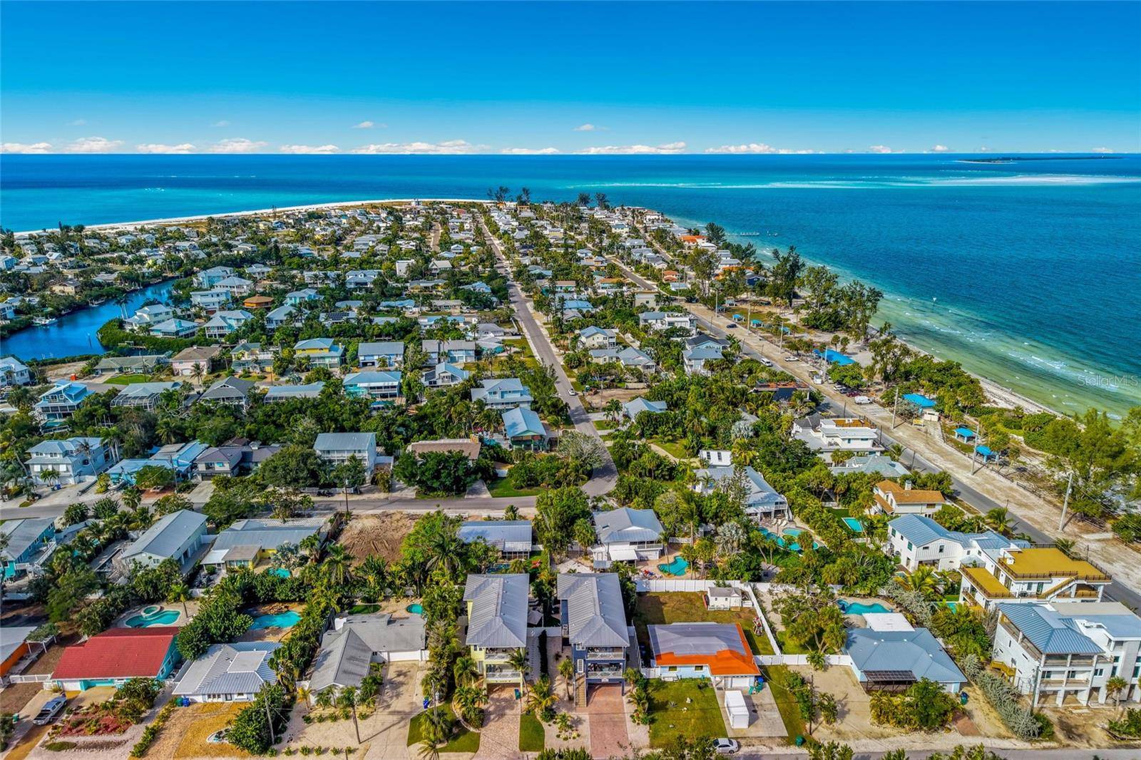 159 CRESCENT DR, Anna Maria, FL 34216