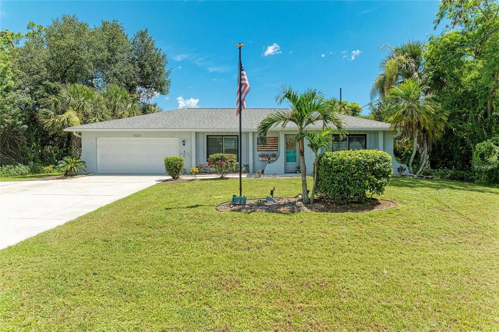 18565 EDGEWATER DR, Port Charlotte, FL 33948