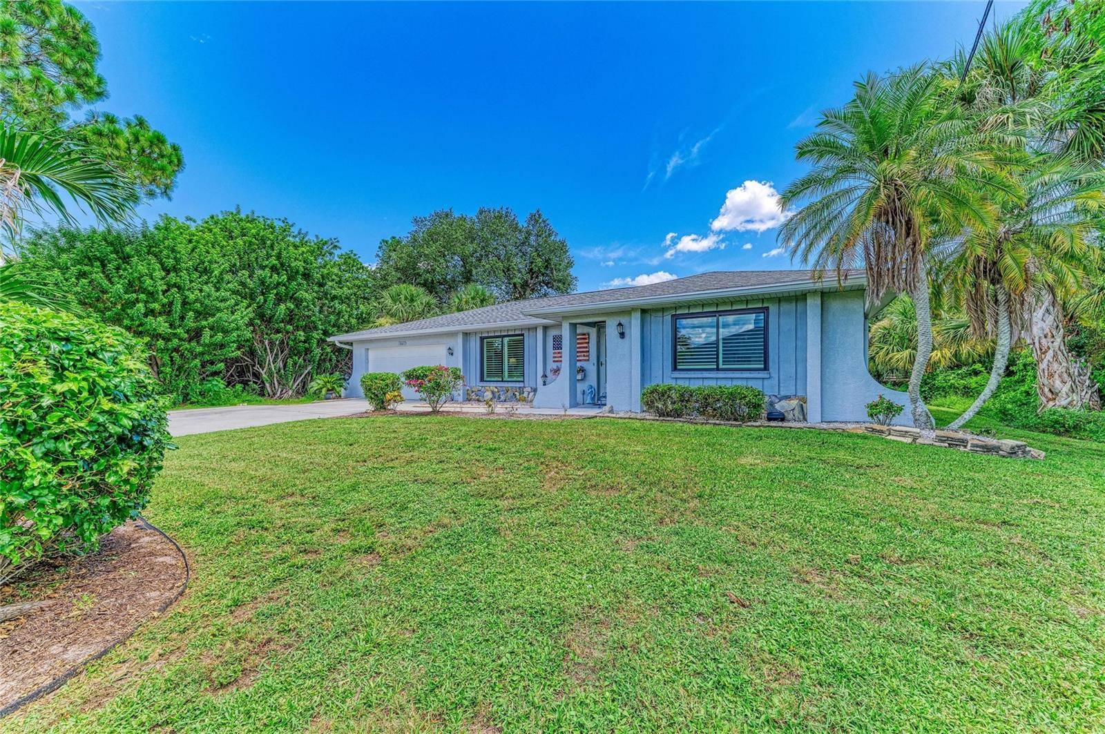 18565 EDGEWATER DR, Port Charlotte, FL 33948