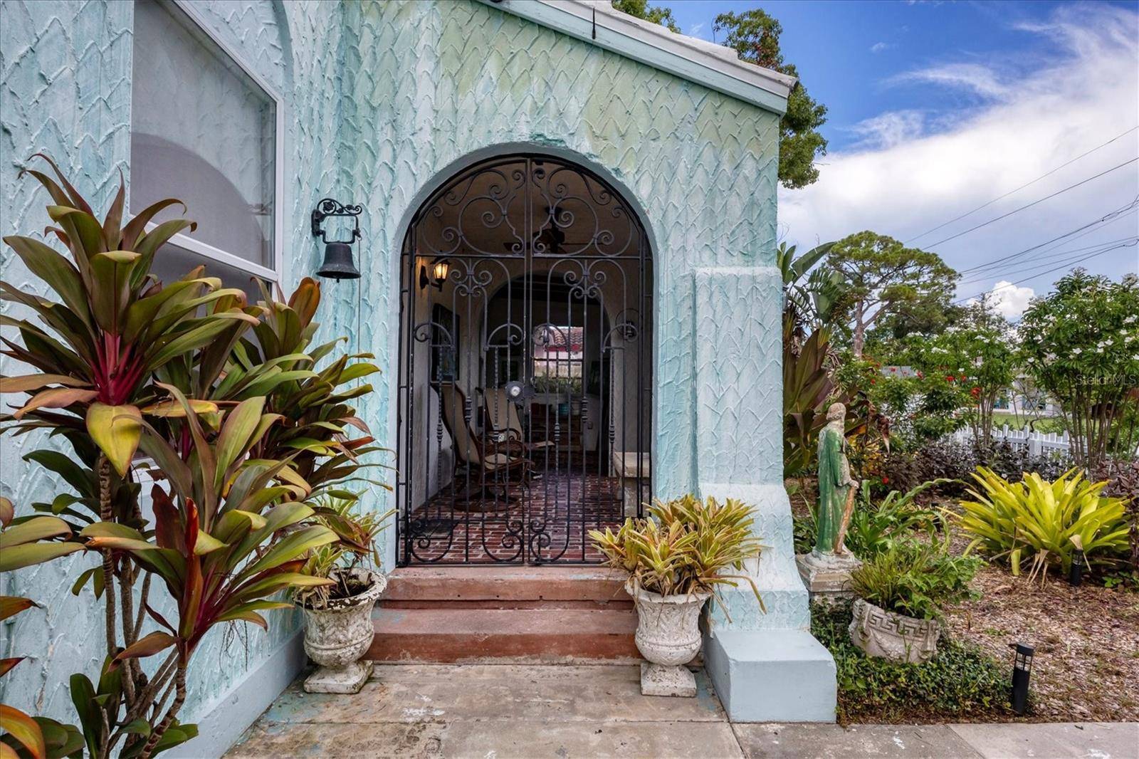 1370 13TH ST, Sarasota, FL 34236