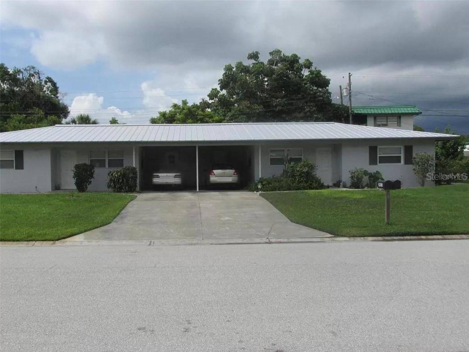2911 BENTLEY ST, Sarasota, FL 34239